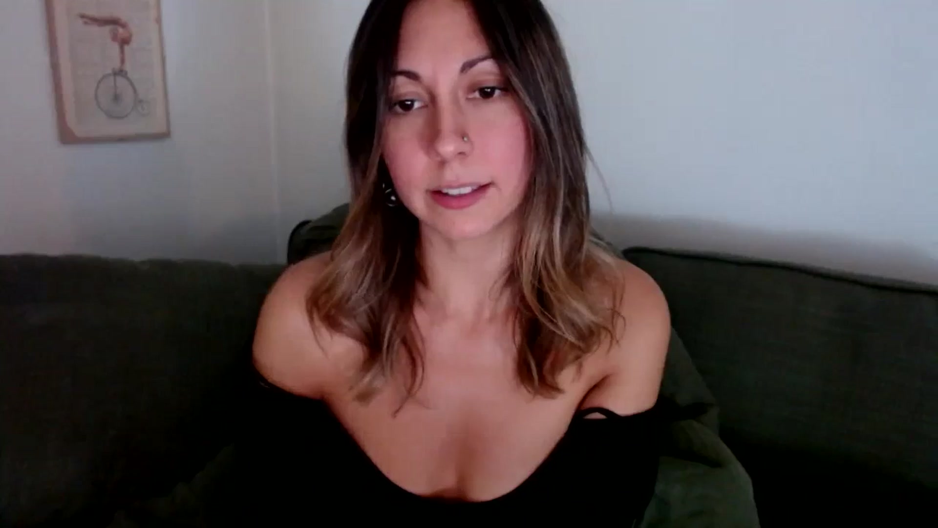 Gallery image thumbnail from Wheres_Willow's myfreecams stream on, 10/13/2023, 06:12 image 16 of 20