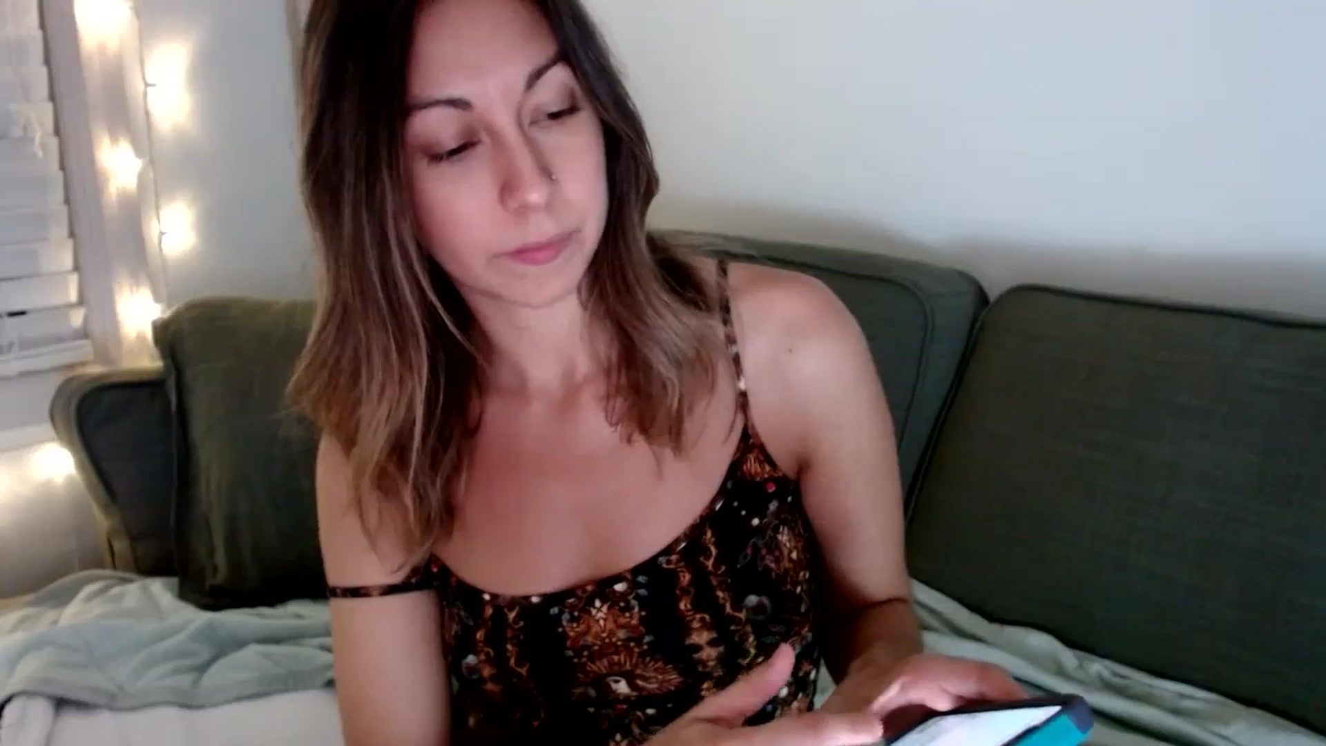 Gallery image thumbnail from Wheres_Willow's myfreecams stream on, 10/14/2023, 07:24 image 16 of 20