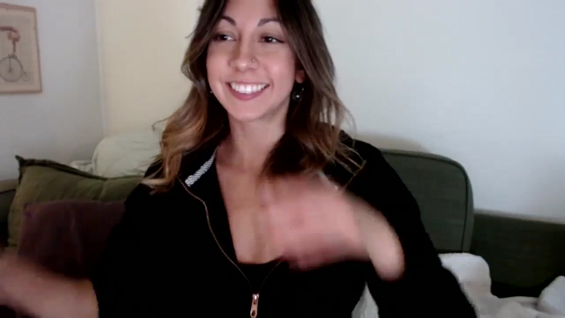 Gallery image thumbnail from Wheres_Willow's myfreecams stream on, 10/16/2023, 06:22 image 13 of 20