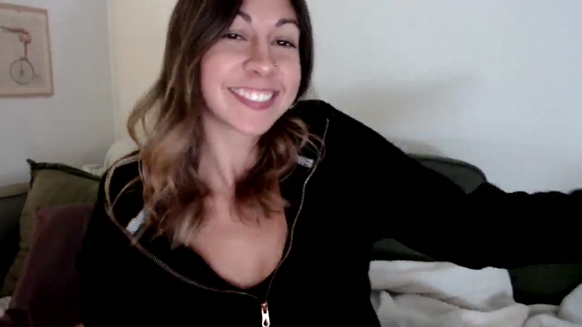 Gallery image thumbnail from Wheres_Willow's myfreecams stream on, 10/16/2023, 06:22 image 15 of 20