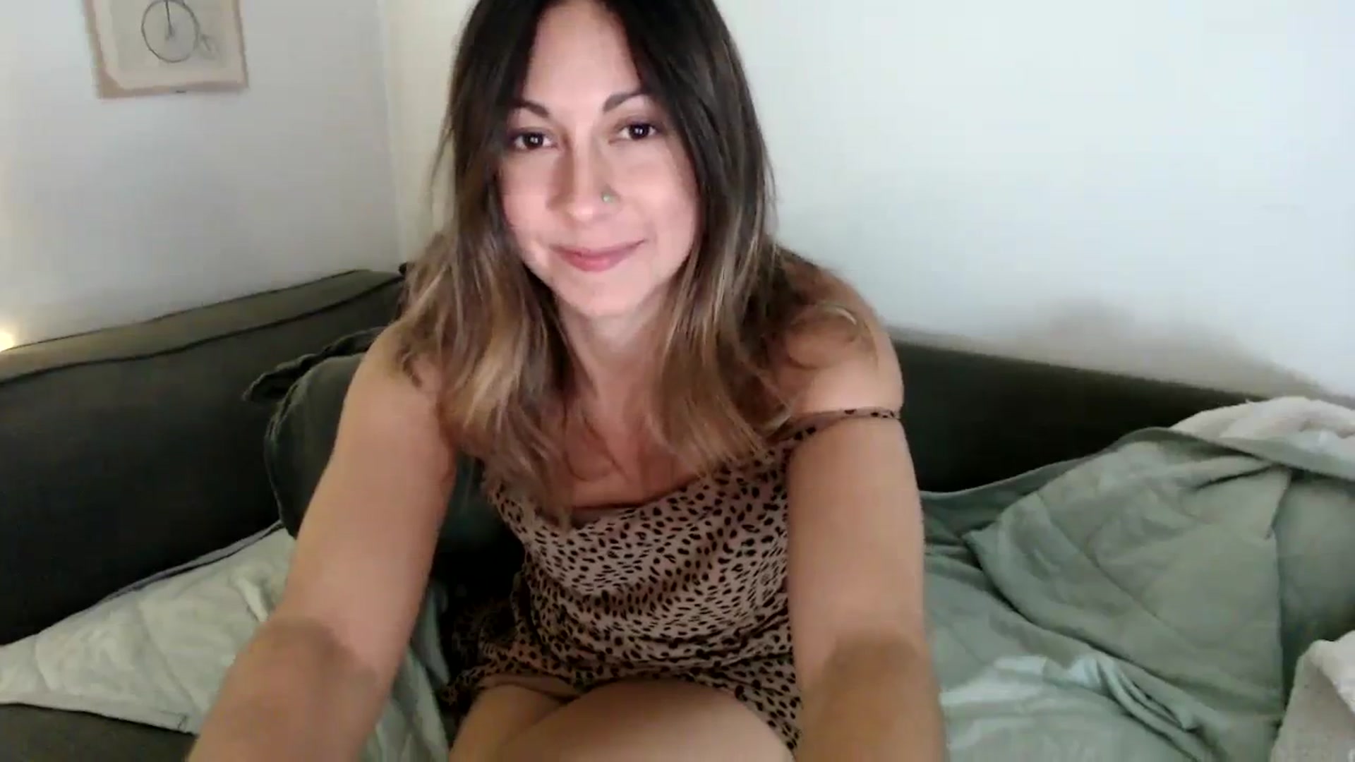 Gallery image thumbnail from Wheres_Willow's myfreecams stream on, 10/18/2023, 06:49 image 4 of 20