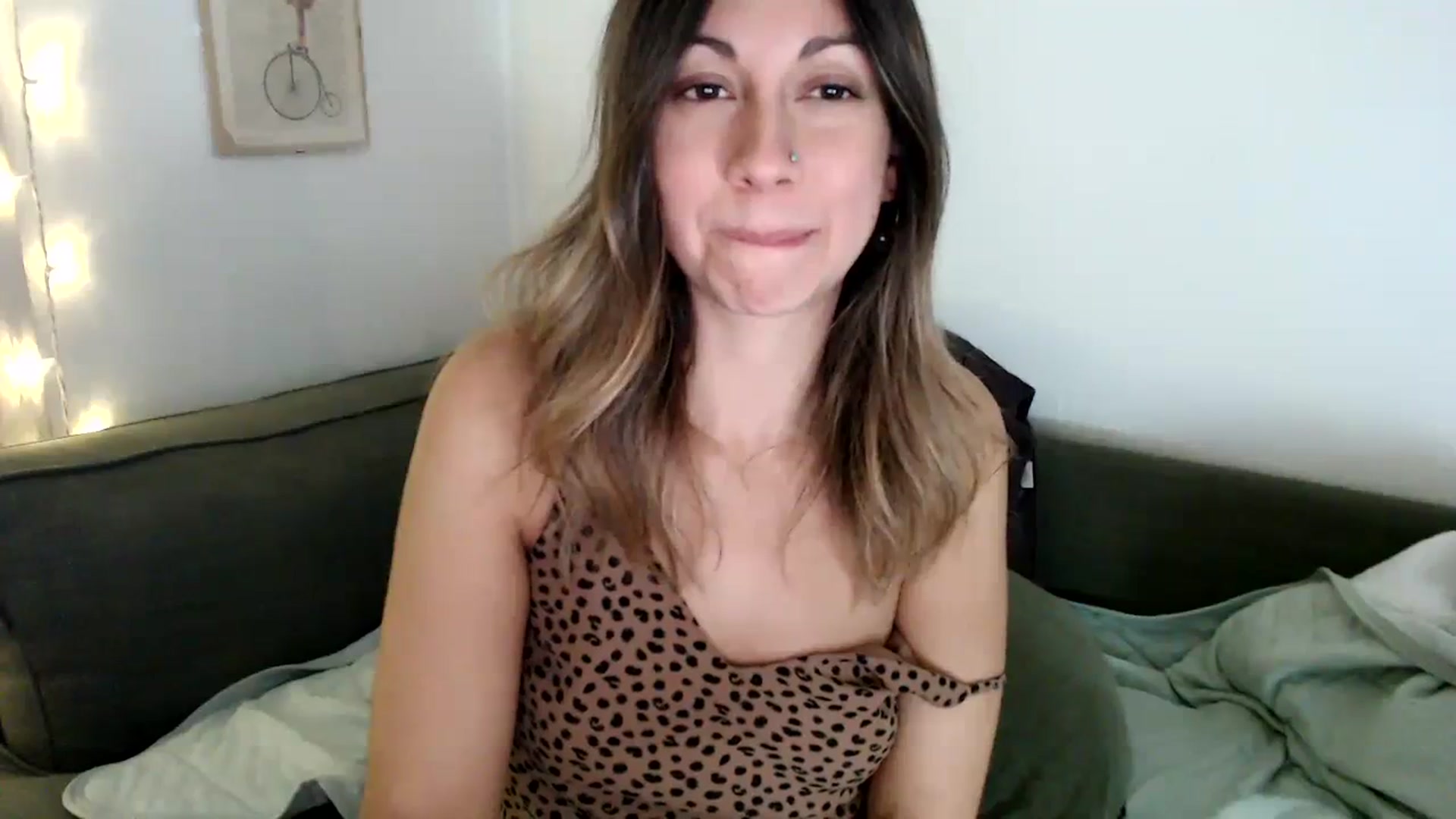 Gallery image thumbnail from Wheres_Willow's myfreecams stream on, 10/18/2023, 06:49 image 11 of 20