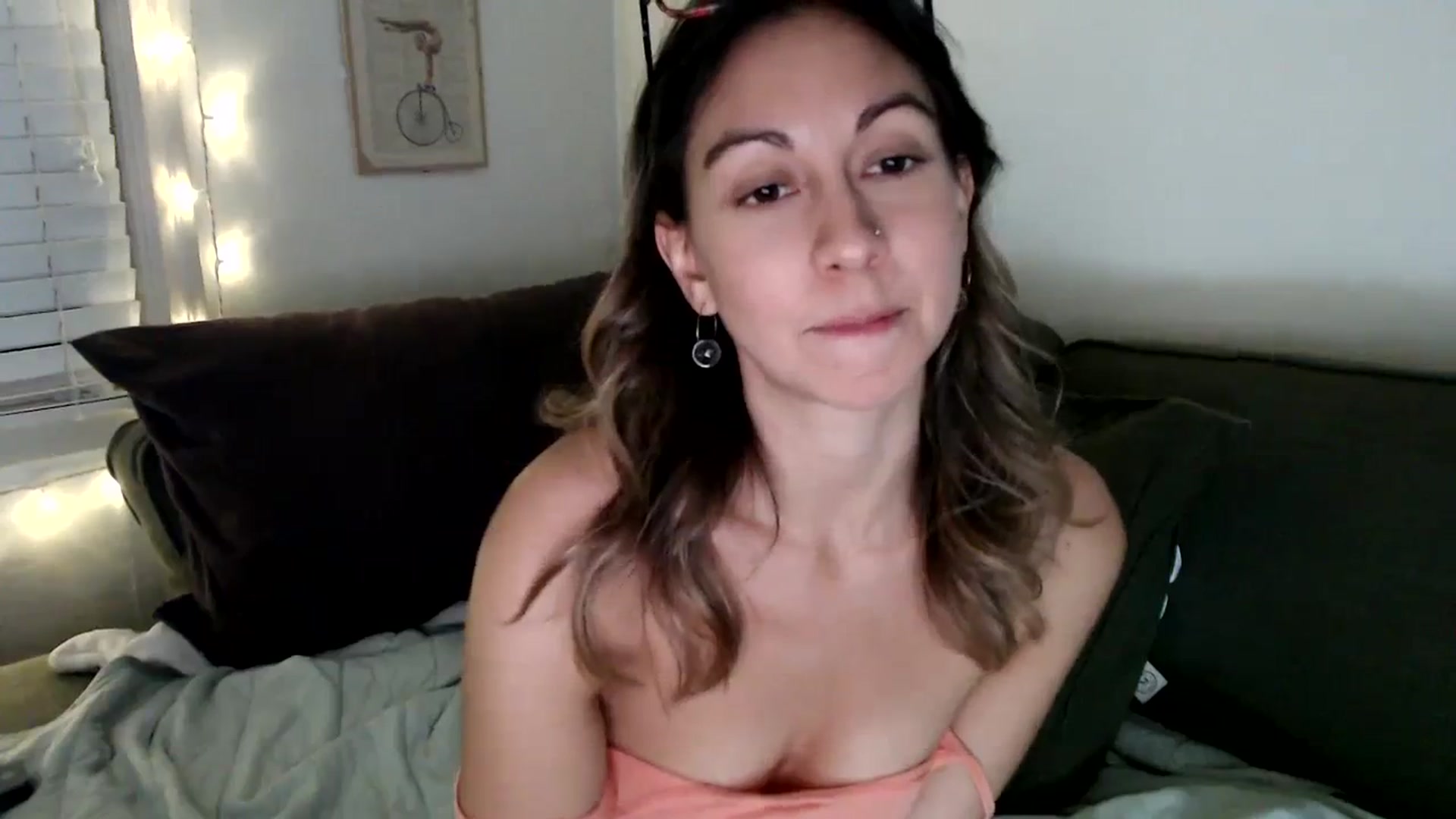 Gallery image thumbnail from Wheres_Willow's myfreecams stream on, 10/20/2023, 06:21 image 19 of 20