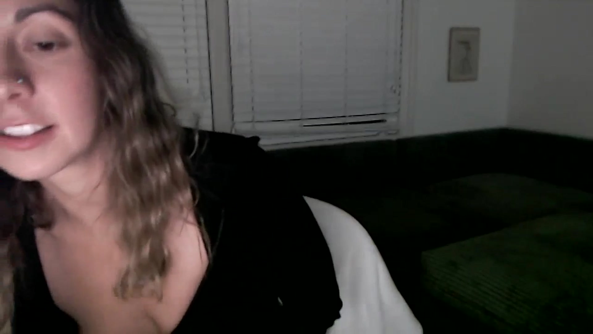 Gallery image thumbnail from Wheres_Willow's myfreecams stream on, 10/26/2023, 08:57 image 13 of 20
