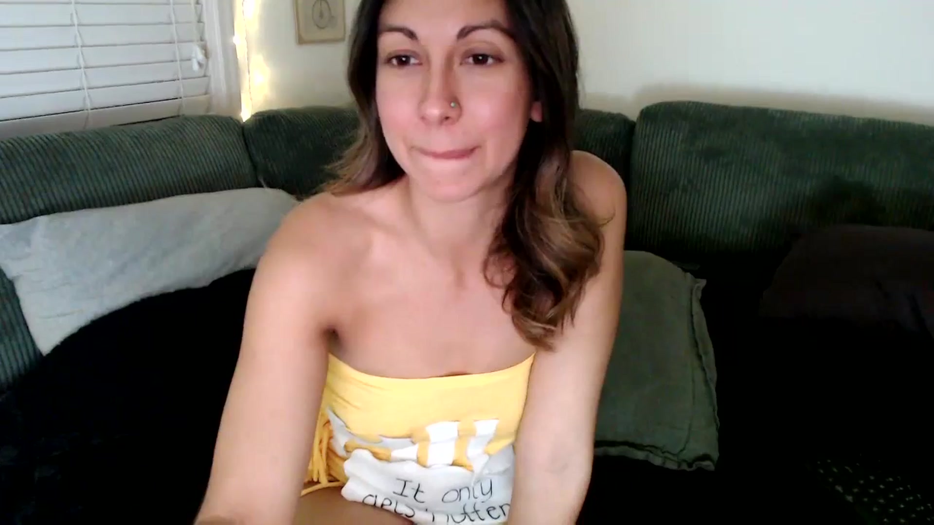 Gallery image thumbnail from Wheres_Willow's myfreecams stream on, 10/30/2023, 07:25 image 8 of 20