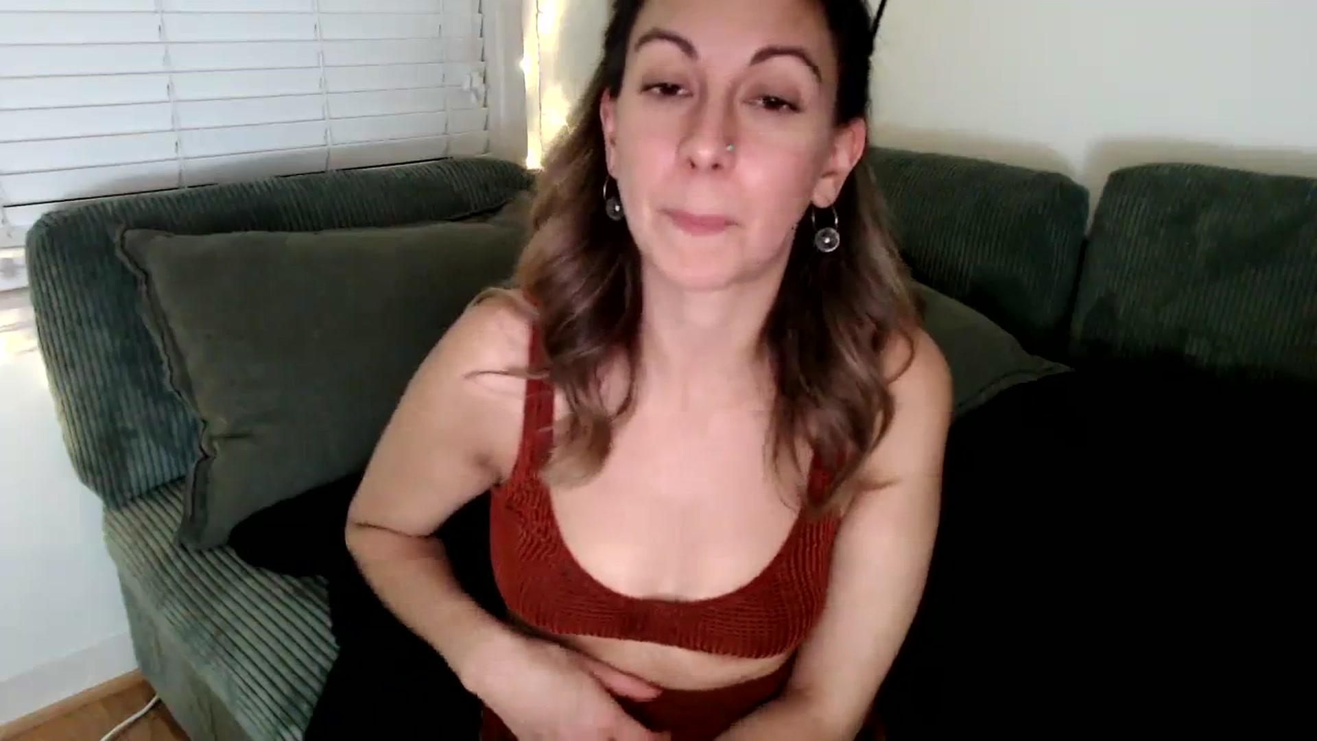 Gallery image thumbnail from Wheres_Willow's myfreecams stream on, 10/31/2023, 07:50 image 8 of 20