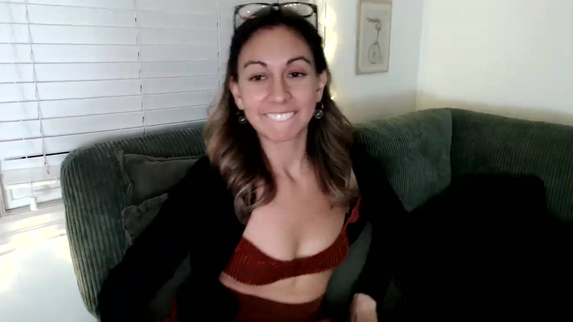 Gallery image thumbnail from Wheres_Willow's myfreecams stream on, 10/31/2023, 07:50 image 18 of 20