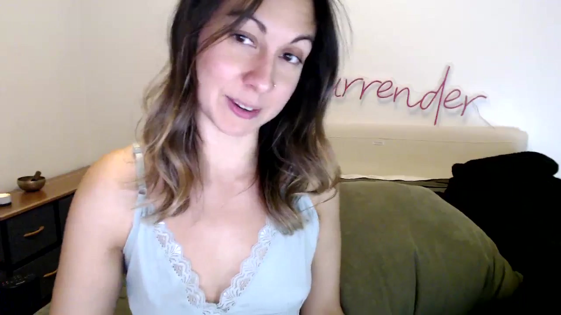 Gallery image thumbnail from Wheres_Willow's myfreecams stream on, 11/02/2023, 05:56 image 17 of 20