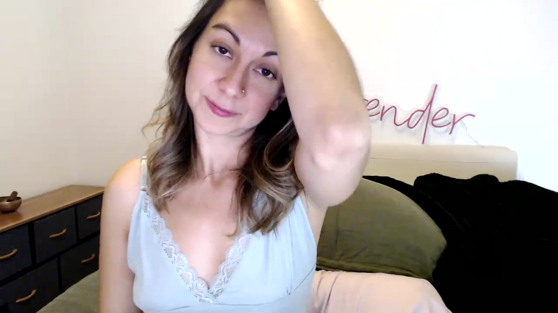 Gallery image thumbnail from Wheres_Willow's myfreecams stream on, 11/02/2023, 09:00 image 5 of 20