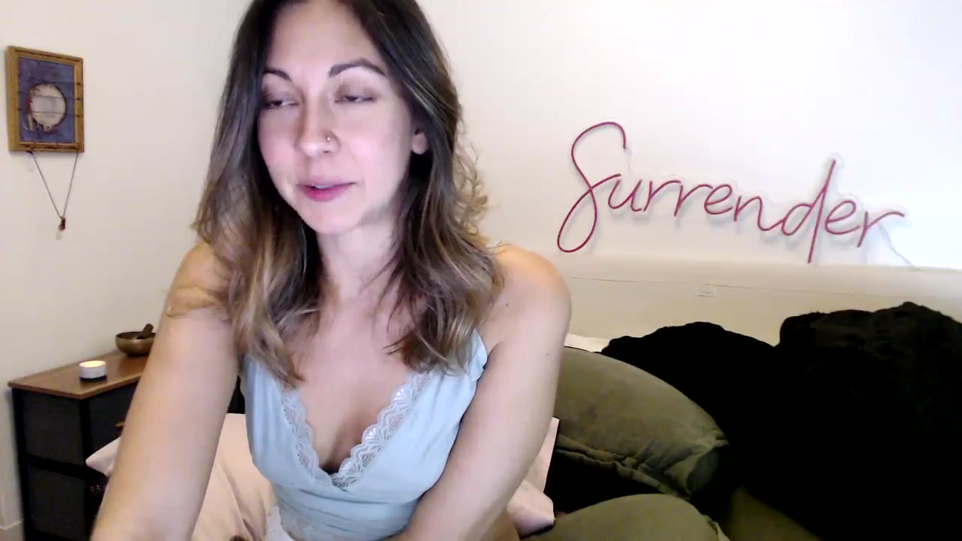 Gallery image thumbnail from Wheres_Willow's myfreecams stream on, 11/02/2023, 09:00 image 12 of 20