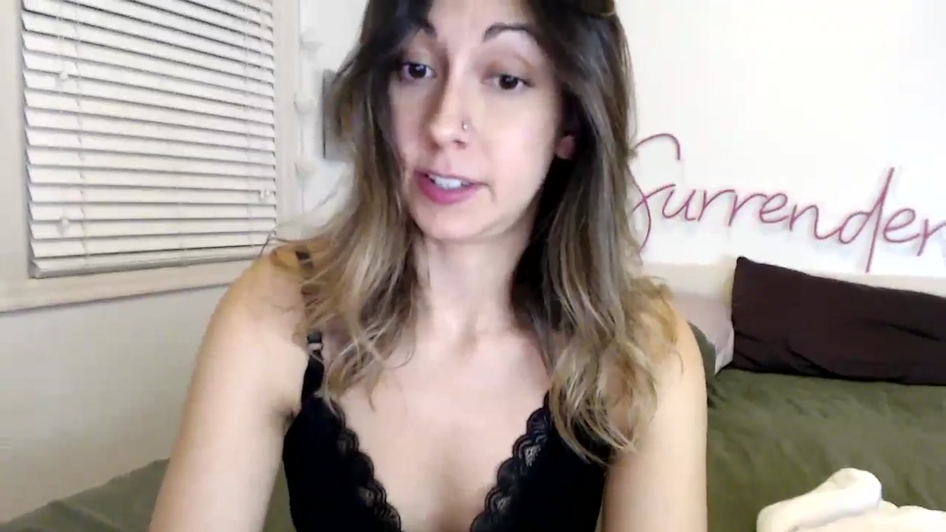 Gallery image thumbnail from Wheres_Willow's myfreecams stream on, 11/04/2023, 09:16 image 18 of 20
