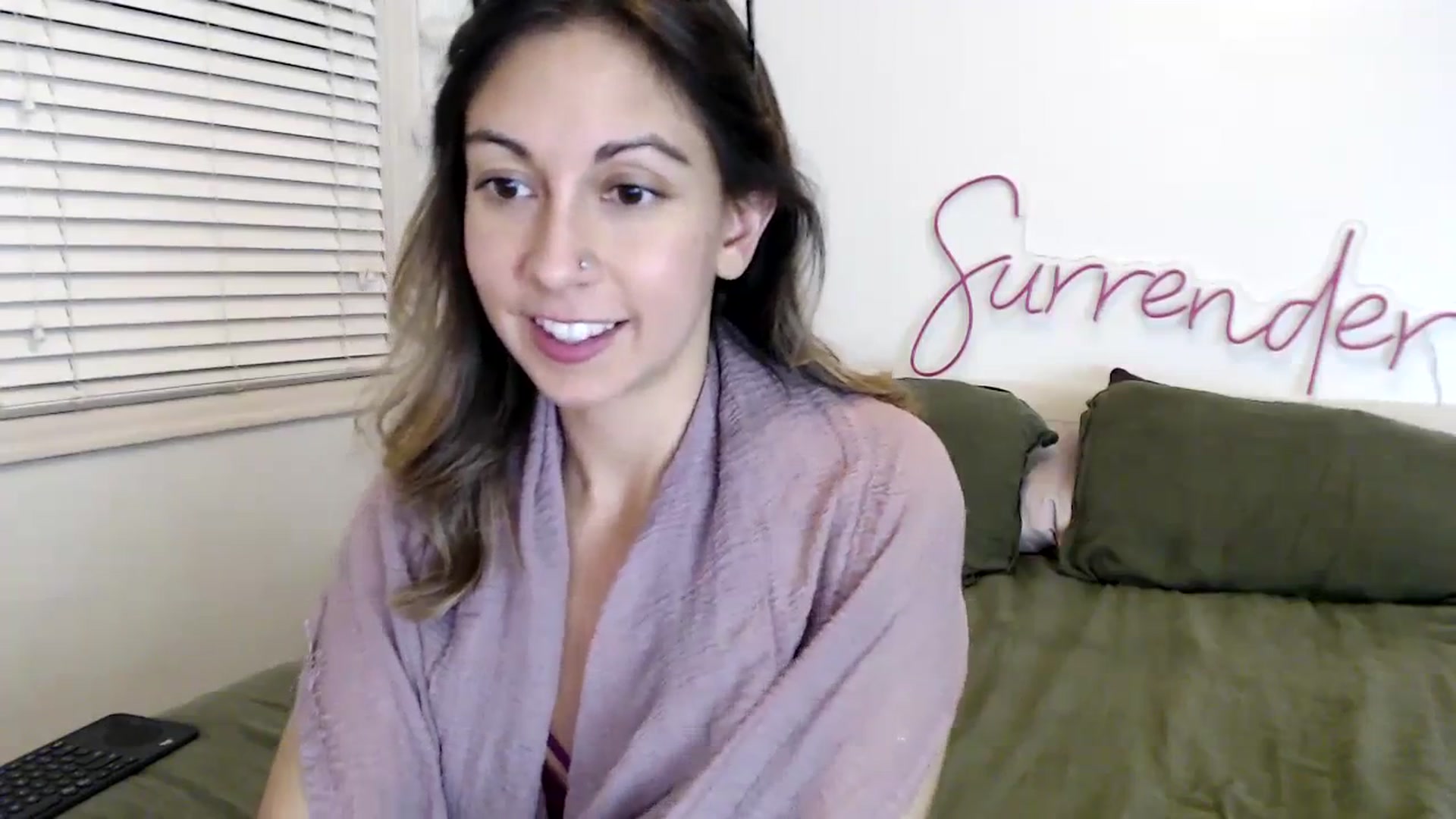 Gallery image thumbnail from Wheres_Willow's myfreecams stream on, 11/04/2023, 09:16 image 13 of 20