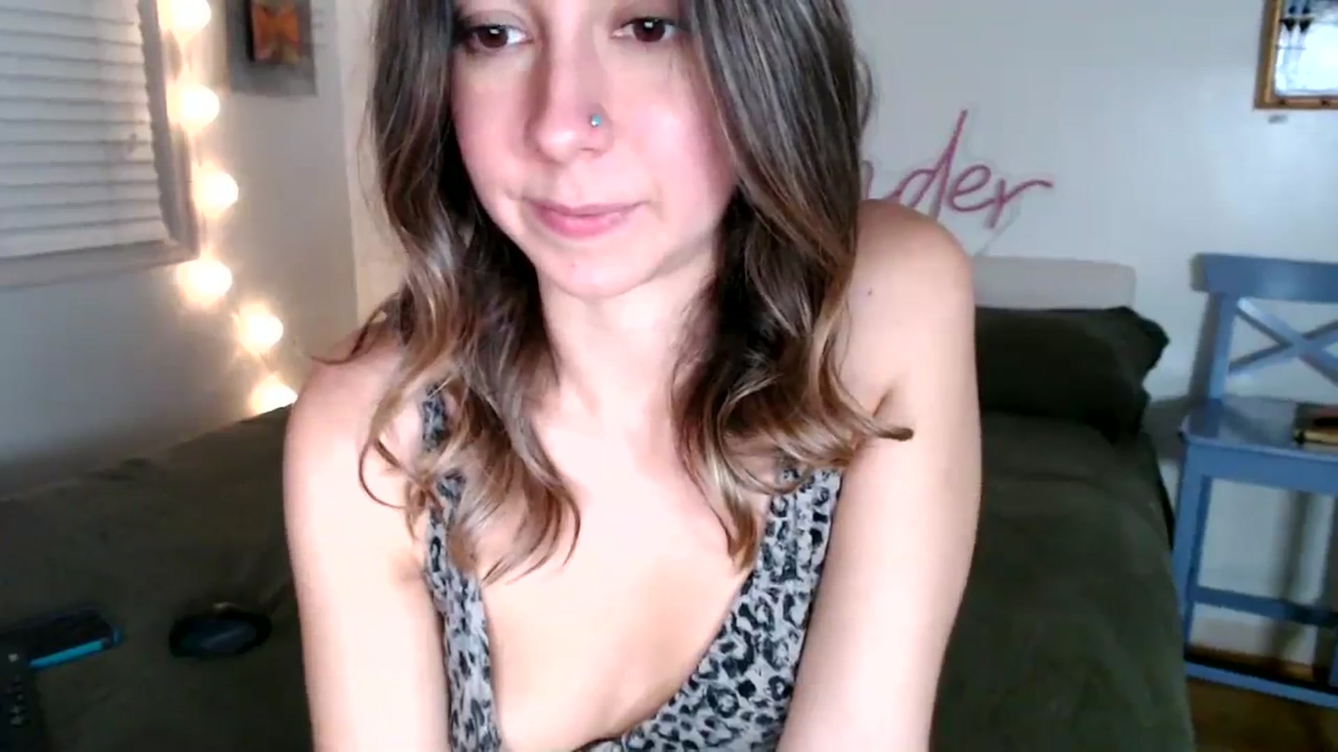 Gallery image thumbnail from Wheres_Willow's myfreecams stream on, 11/08/2023, 08:39 image 5 of 20