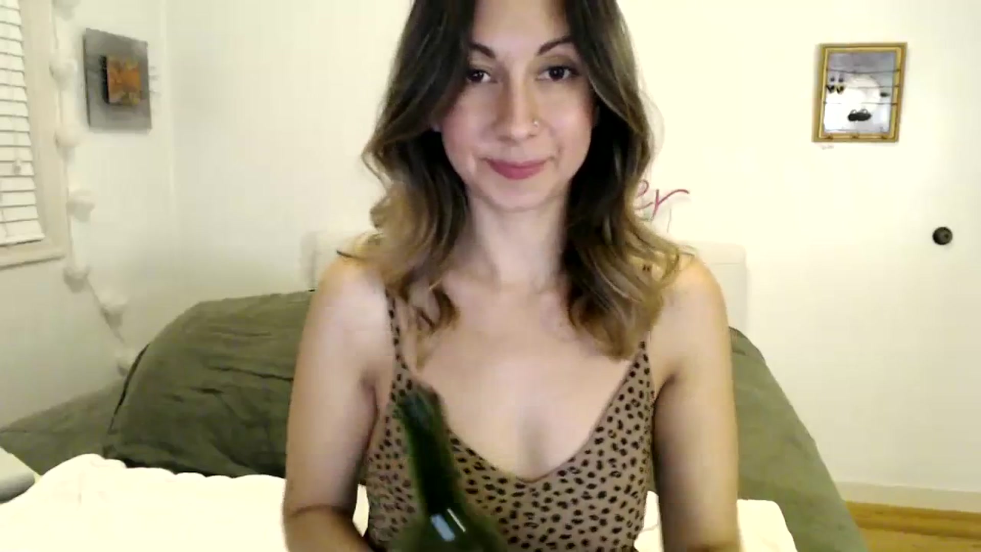 Gallery image thumbnail from Wheres_Willow's myfreecams stream on, 11/12/2023, 06:25 image 15 of 20