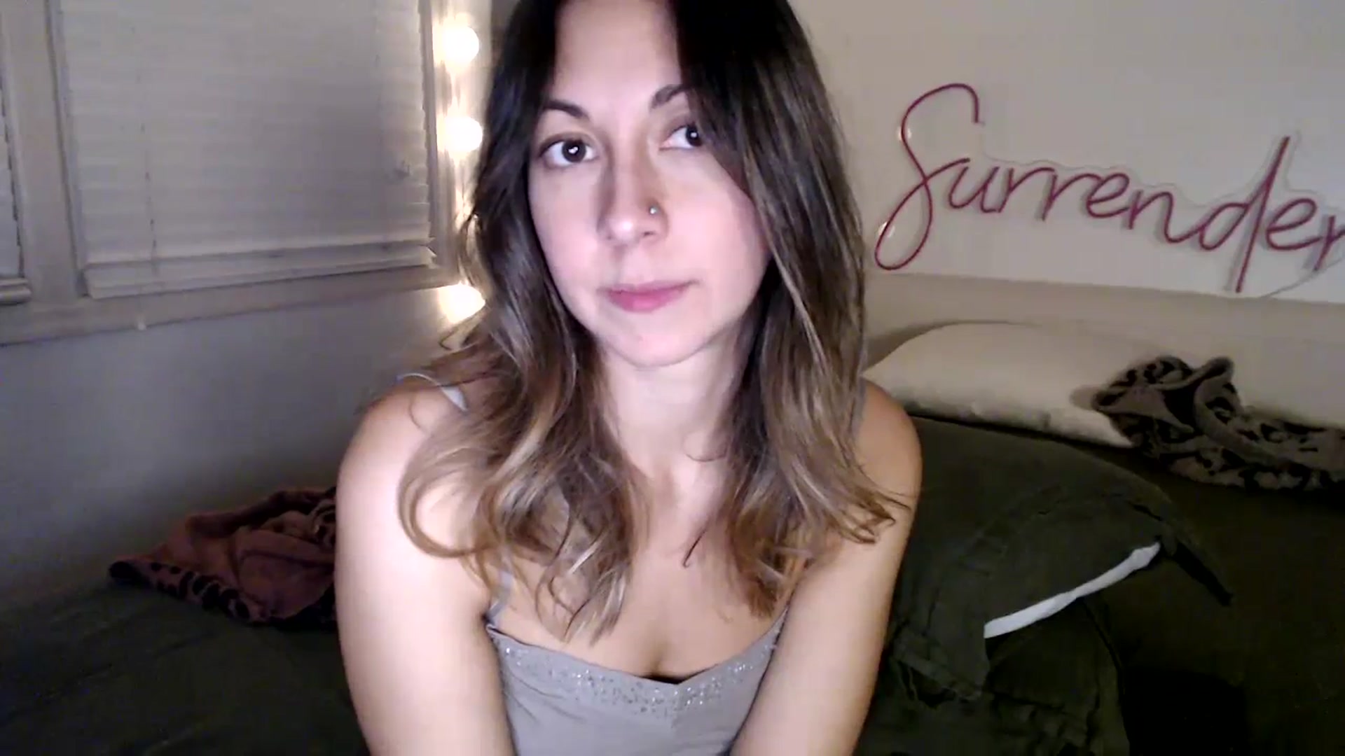Gallery image thumbnail from Wheres_Willow's myfreecams stream on, 11/14/2023, 07:35 image 17 of 20