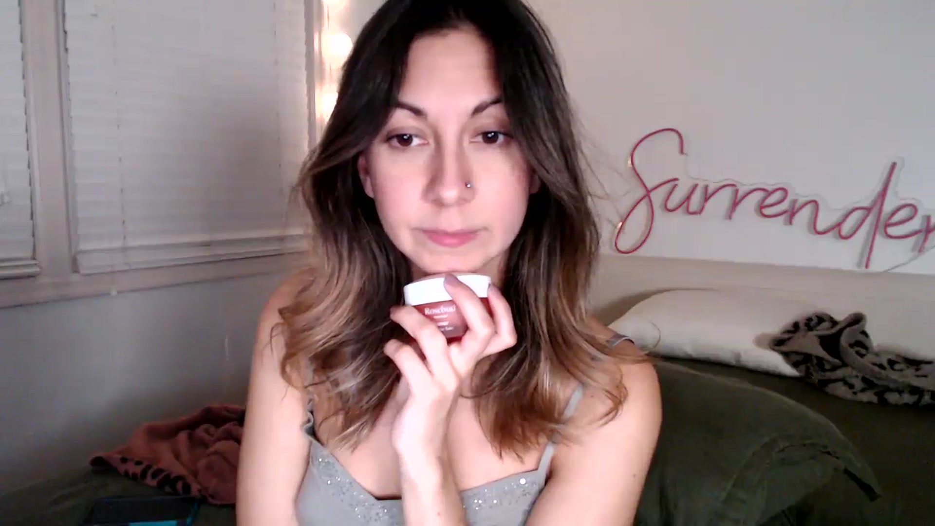 Gallery image thumbnail from Wheres_Willow's myfreecams stream on, 11/14/2023, 07:35 image 15 of 20