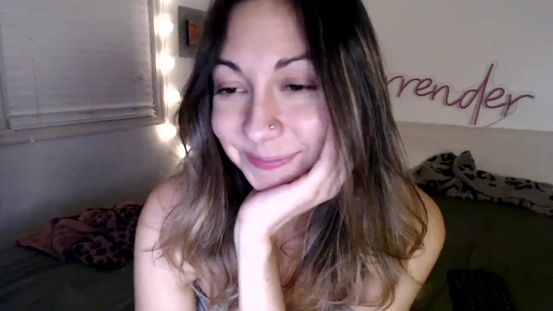 Gallery image thumbnail from Wheres_Willow's myfreecams stream on, 11/14/2023, 07:46 image 17 of 20