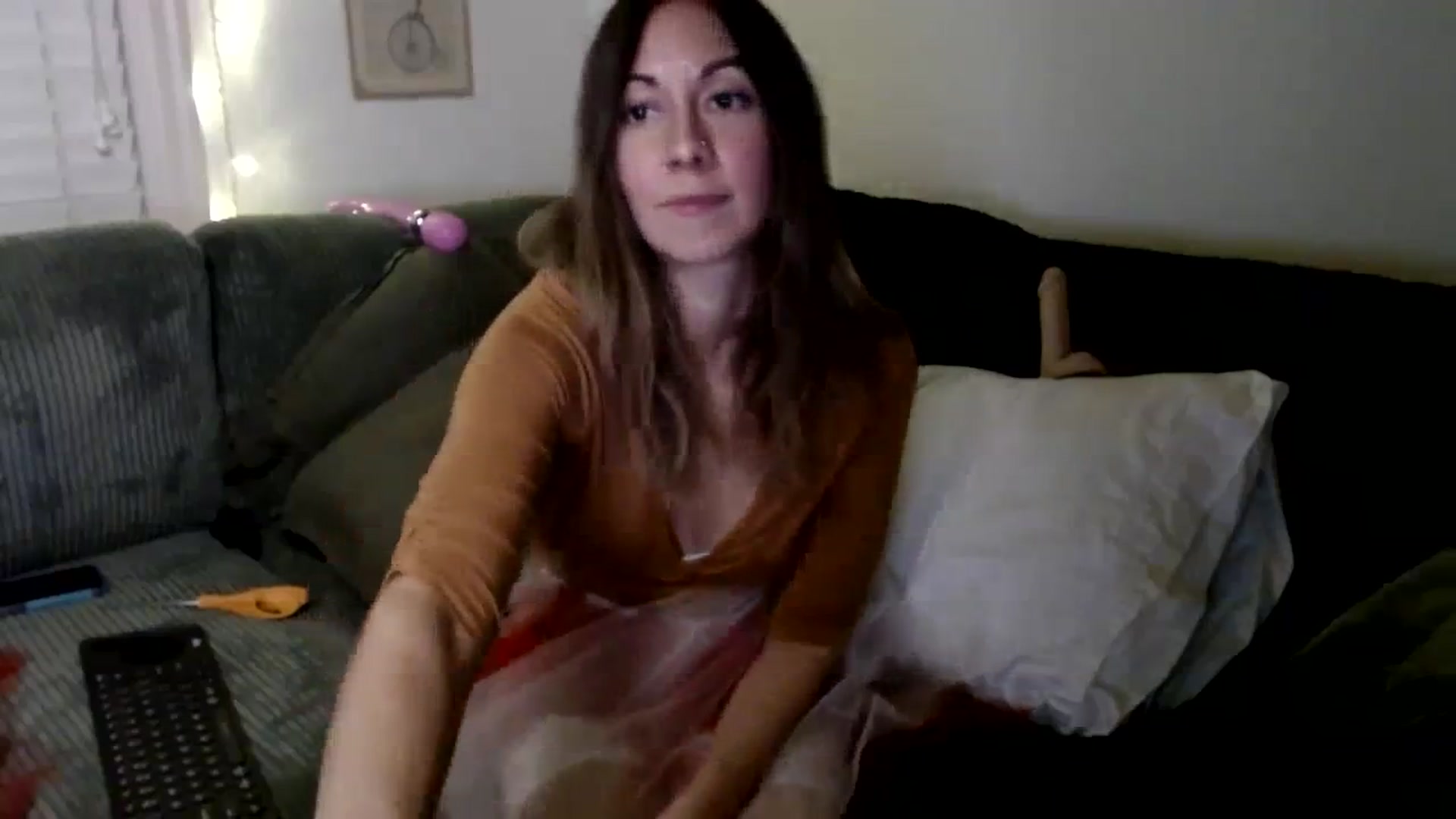 Gallery image thumbnail from Wheres_Willow's myfreecams stream on, 11/17/2023, 05:39 image 13 of 20