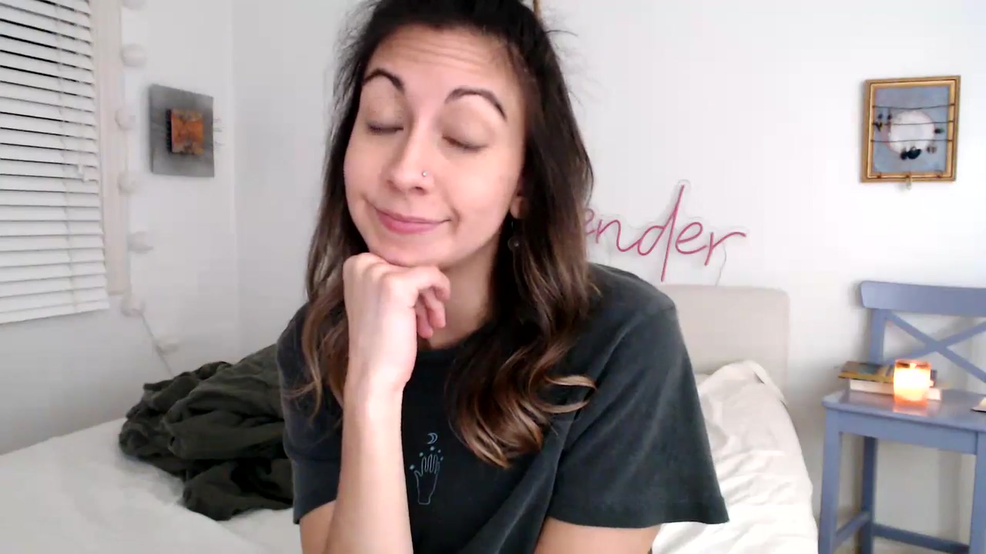 Gallery image thumbnail from Wheres_Willow's myfreecams stream on, 11/21/2023, 05:44 image 7 of 20