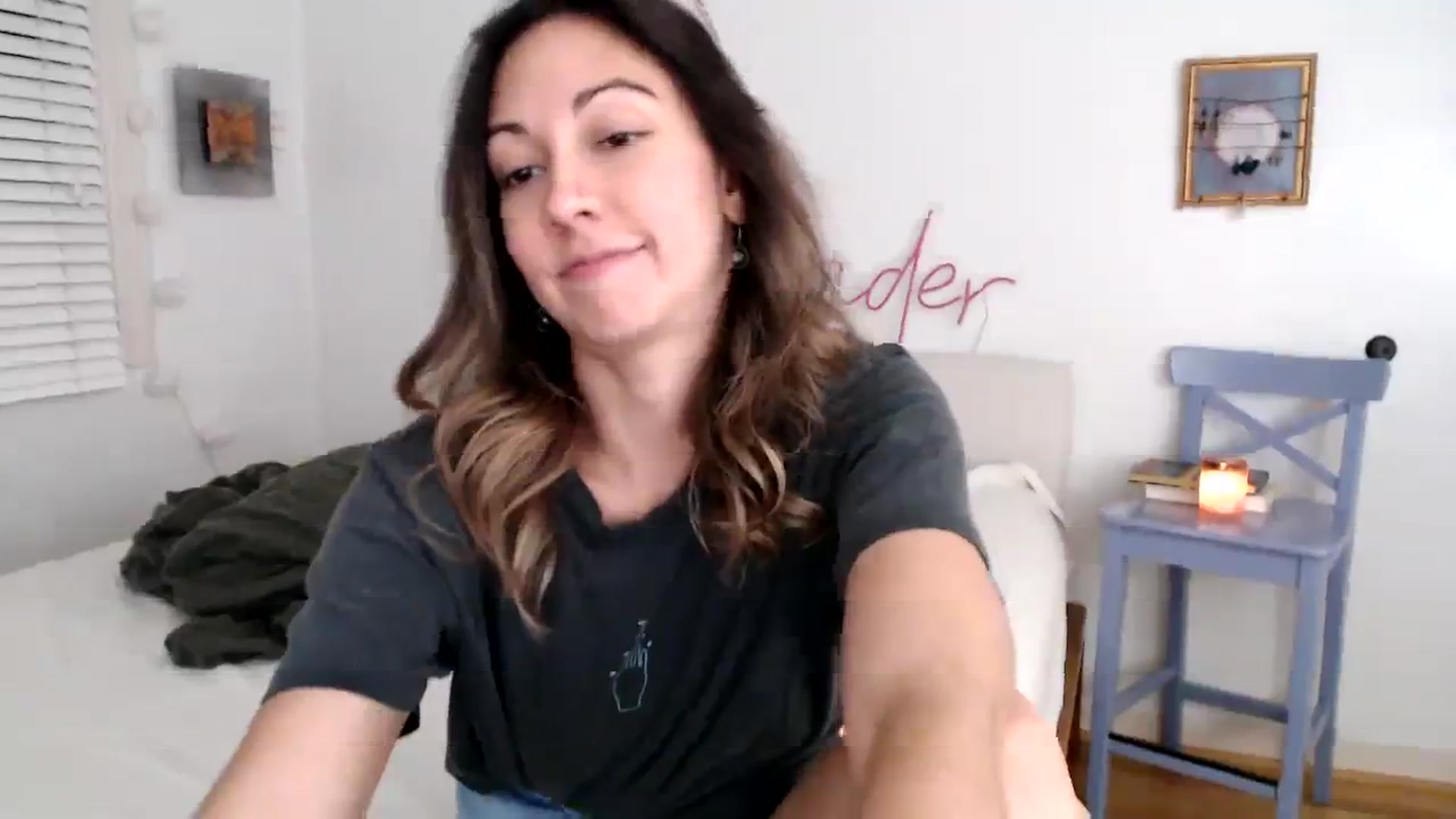 Gallery image thumbnail from Wheres_Willow's myfreecams stream on, 11/21/2023, 06:07 image 5 of 20