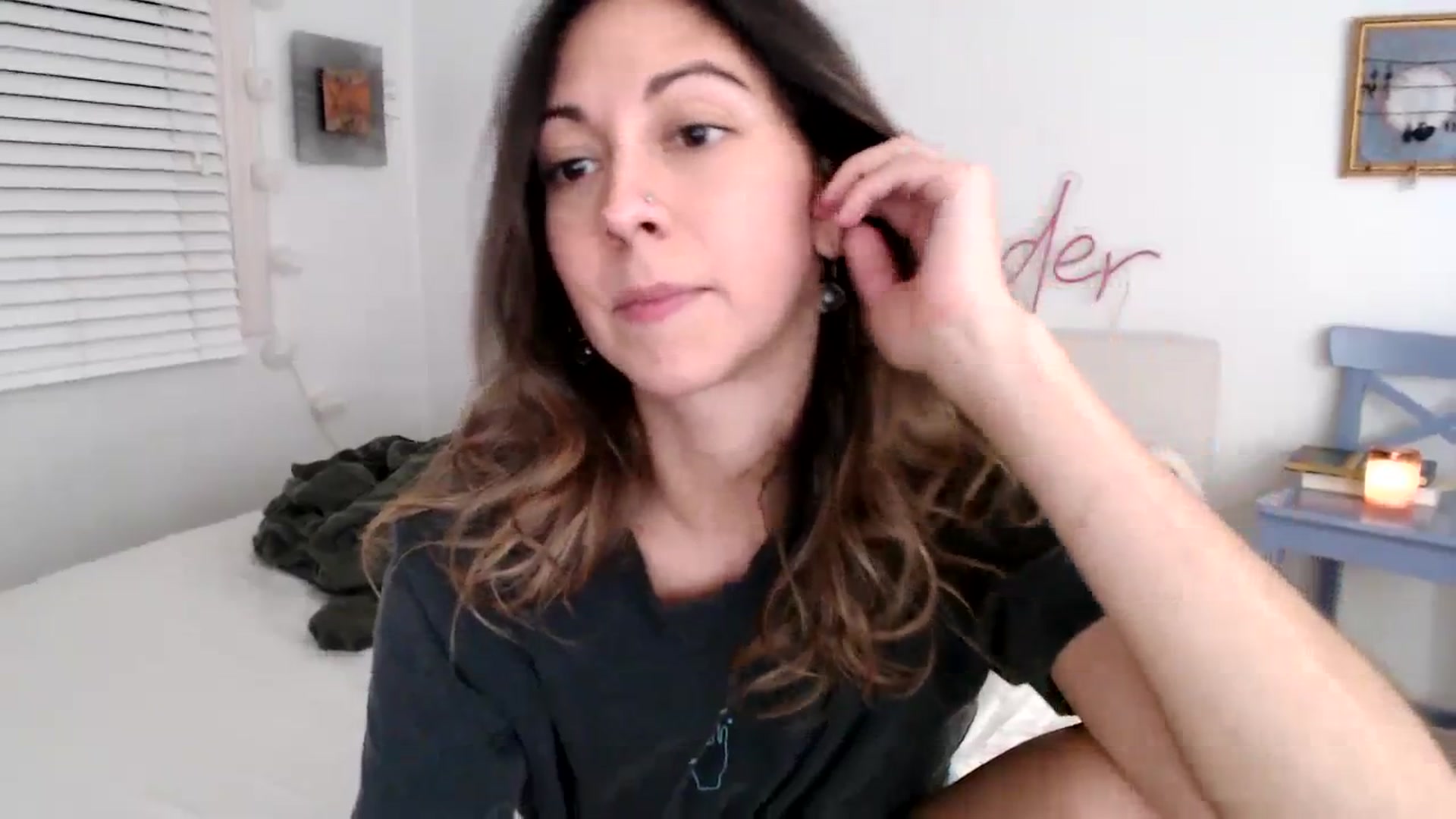 Gallery image thumbnail from Wheres_Willow's myfreecams stream on, 11/21/2023, 06:07 image 18 of 20