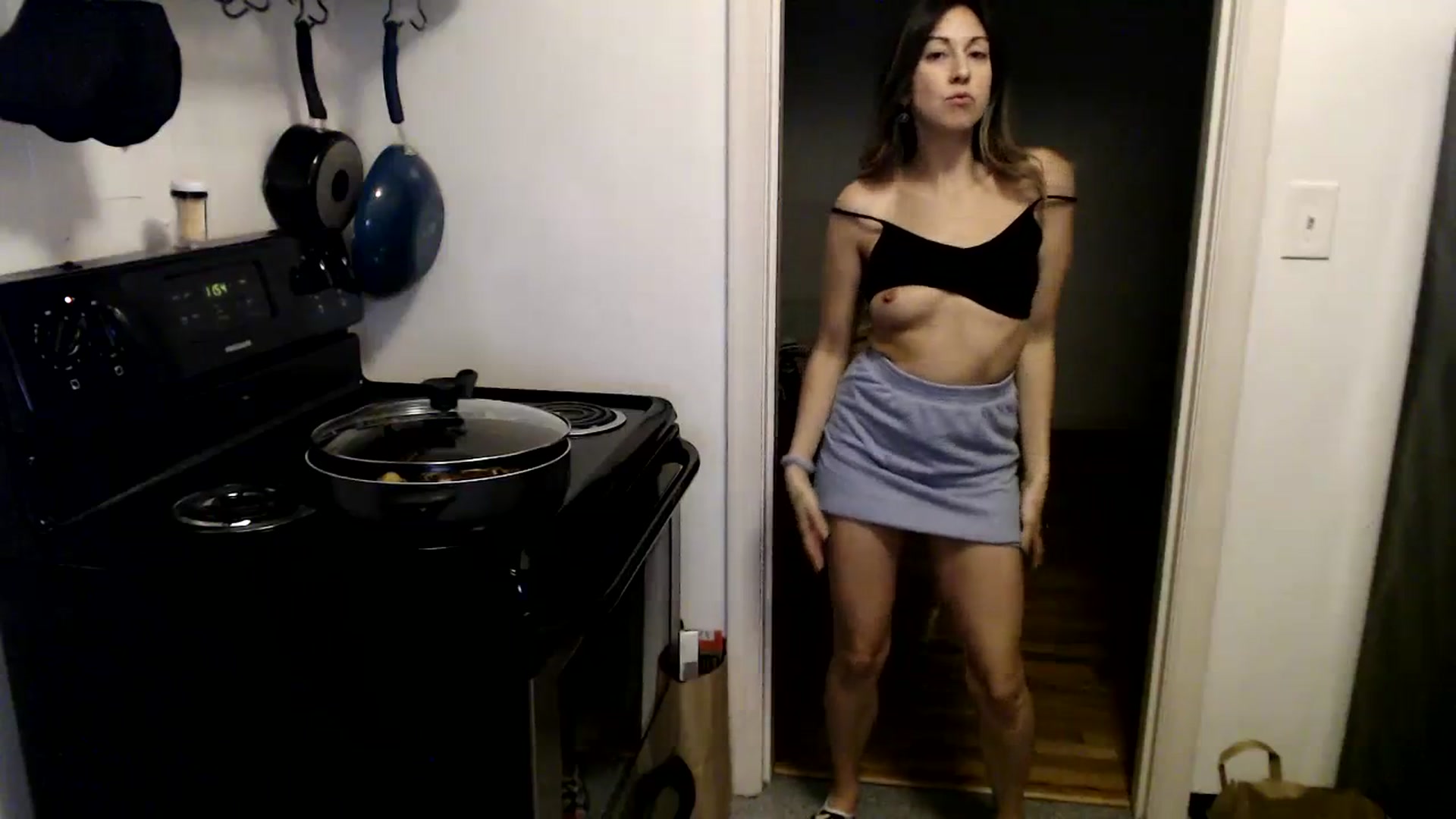Gallery image thumbnail from Wheres_Willow's myfreecams stream on, 11/21/2023, 07:57 image 20 of 20