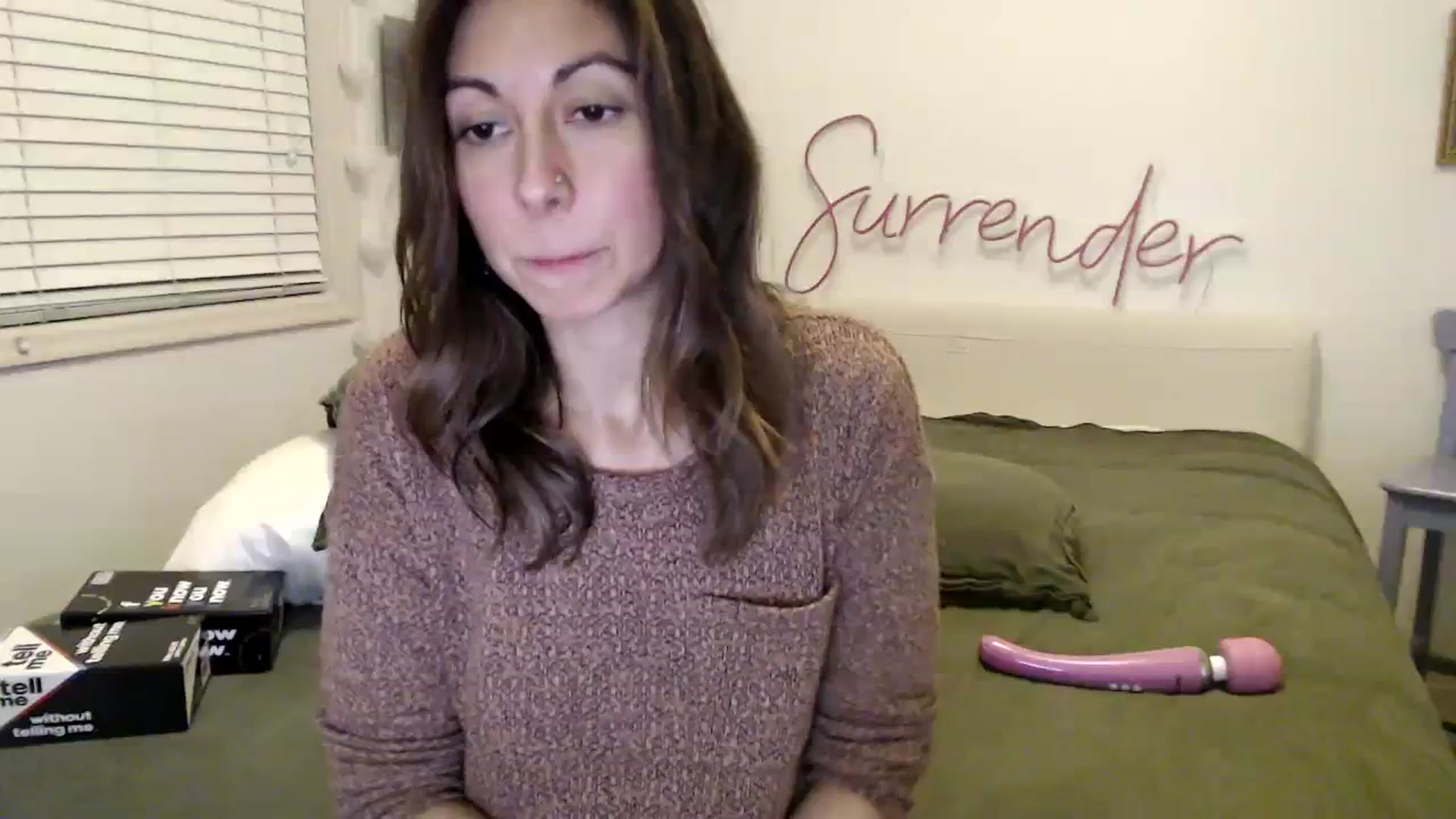 Gallery image thumbnail from Wheres_Willow's myfreecams stream on, 11/23/2023, 05:08 image 1 of 20