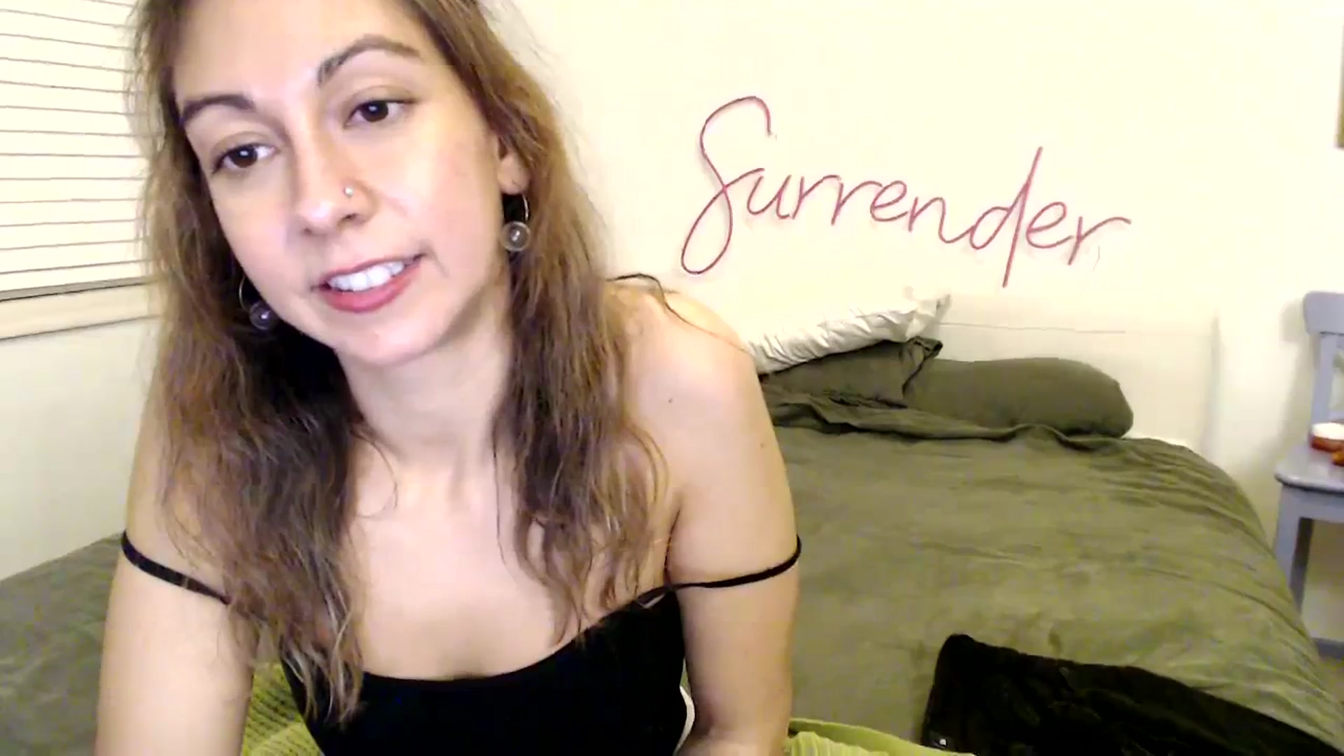 Gallery image thumbnail from Wheres_Willow's myfreecams stream on, 12/06/2023, 09:03 image 5 of 20