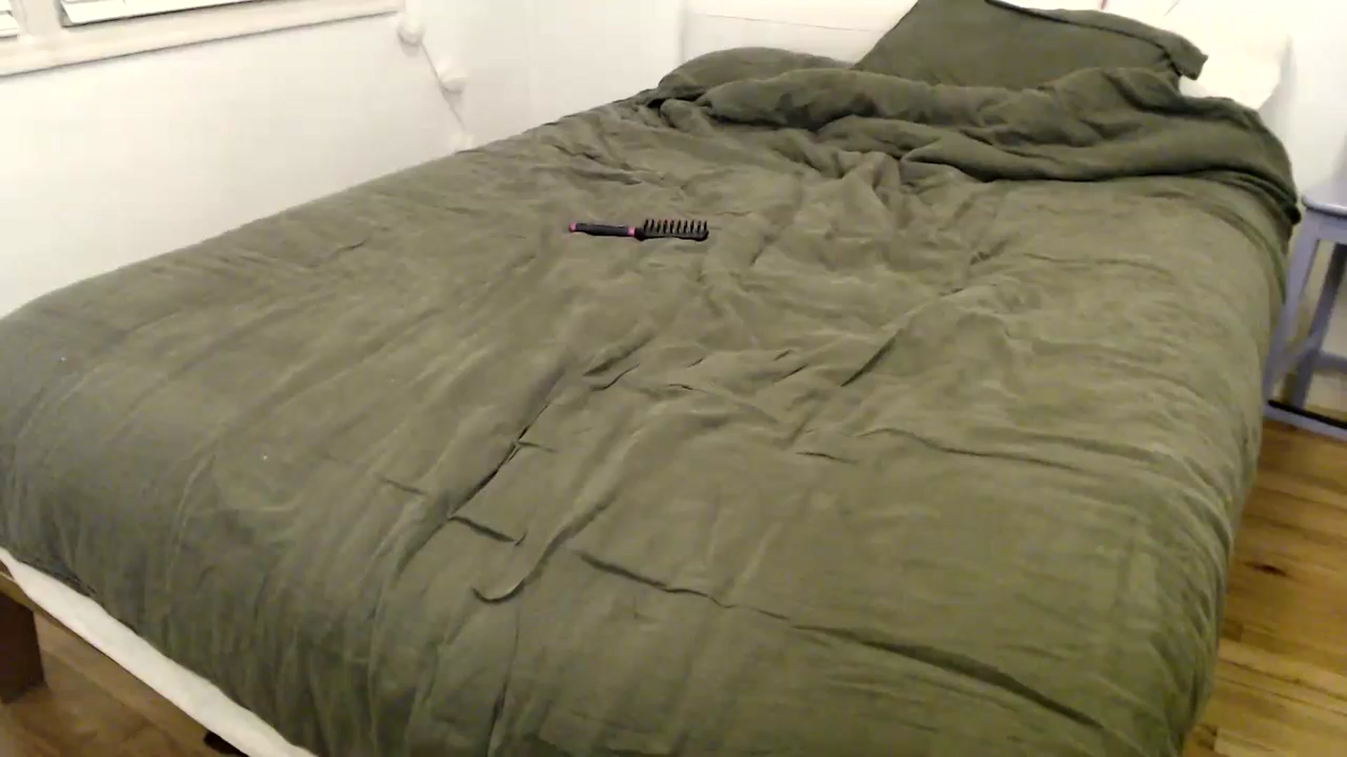 Gallery image thumbnail from Wheres_Willow's myfreecams stream on, 12/07/2023, 04:32 image 4 of 20