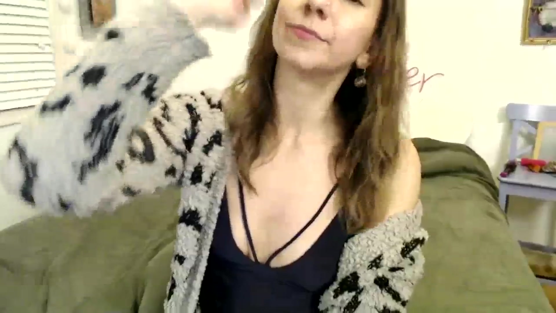 Gallery image thumbnail from Wheres_Willow's myfreecams stream on, 12/07/2023, 05:23 image 16 of 20