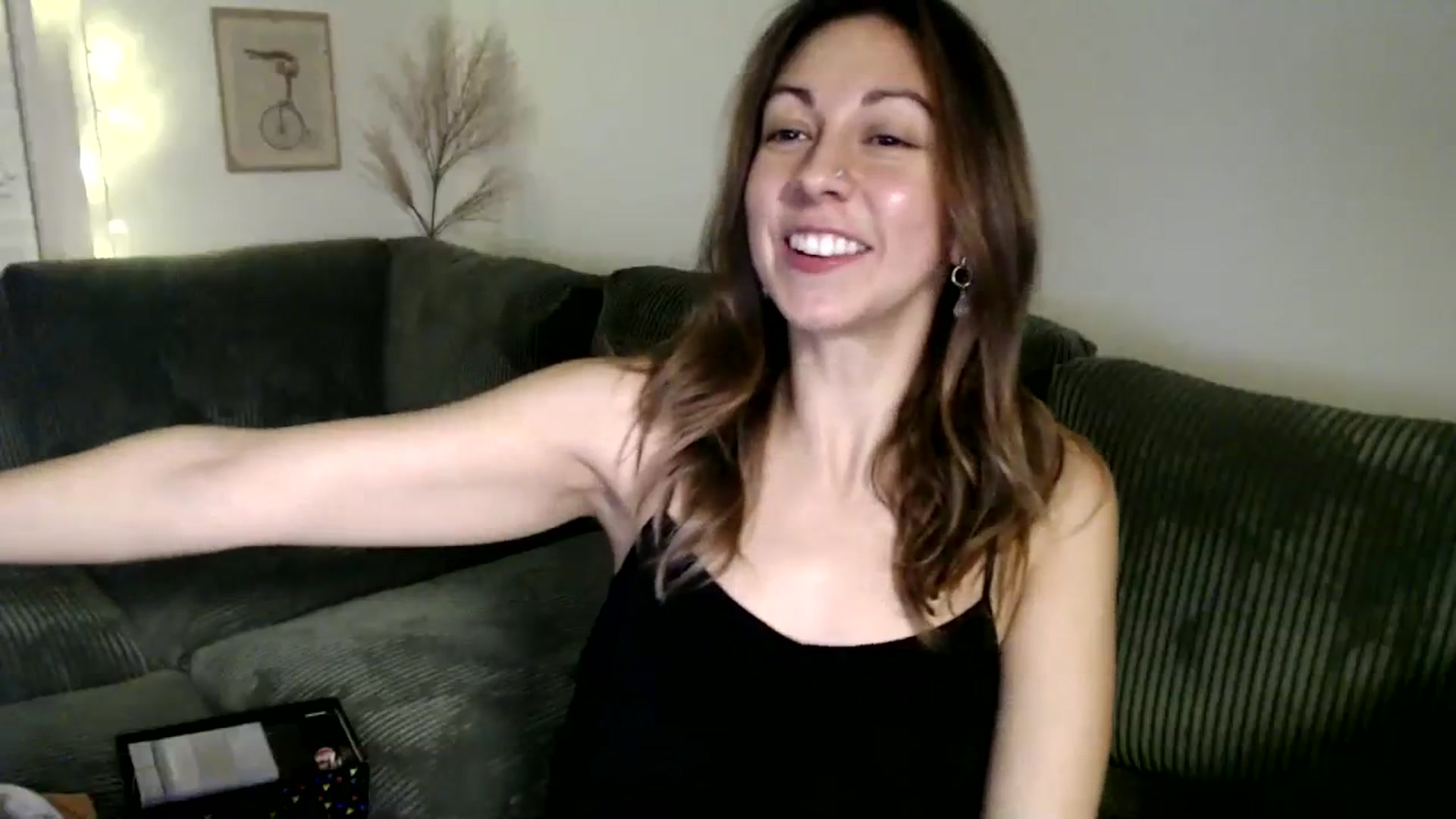 Gallery image thumbnail from Wheres_Willow's myfreecams stream on, 12/12/2023, 05:49 image 5 of 20