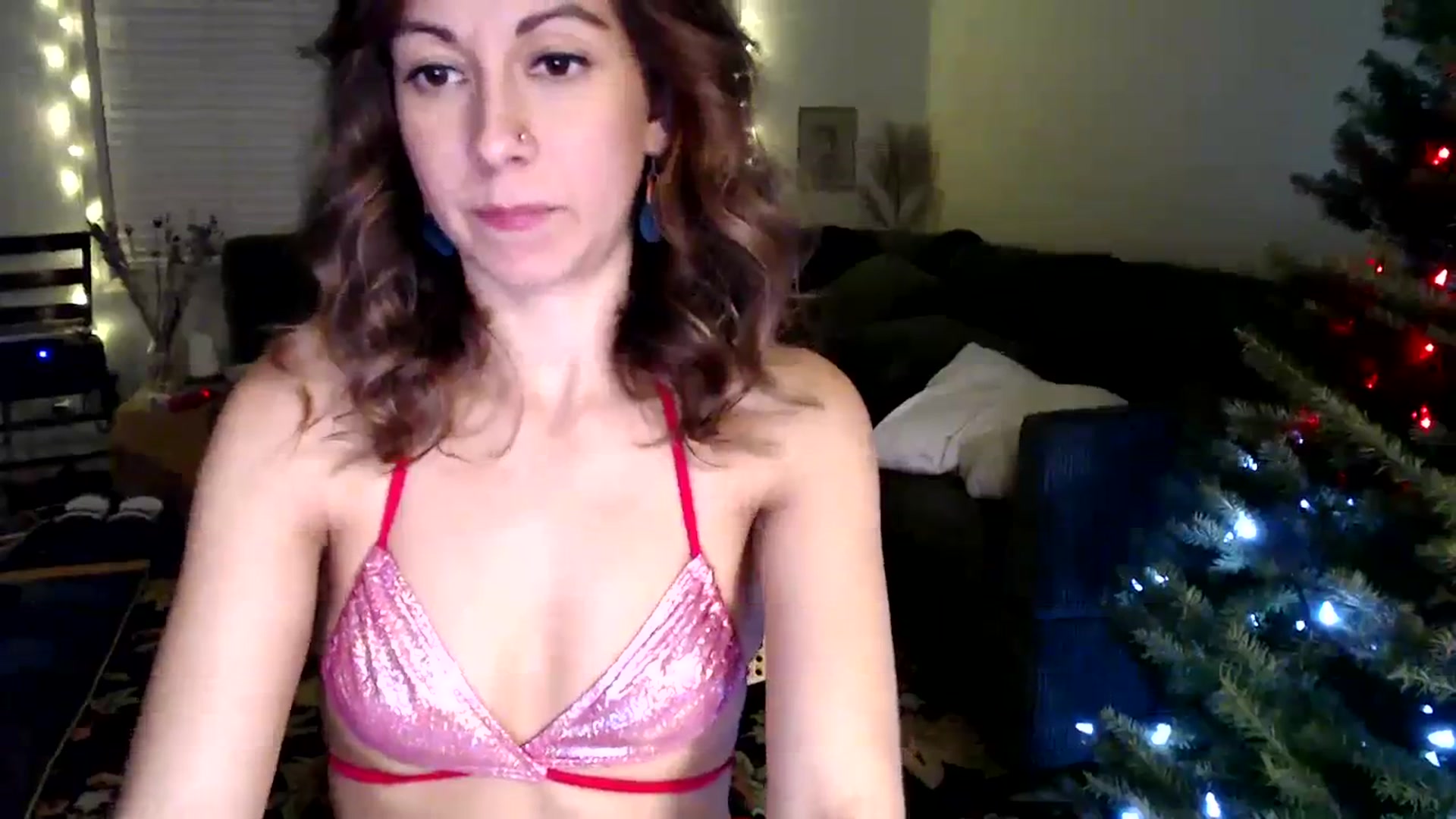 Gallery image thumbnail from Wheres_Willow's myfreecams stream on, 12/20/2023, 07:13 image 12 of 20