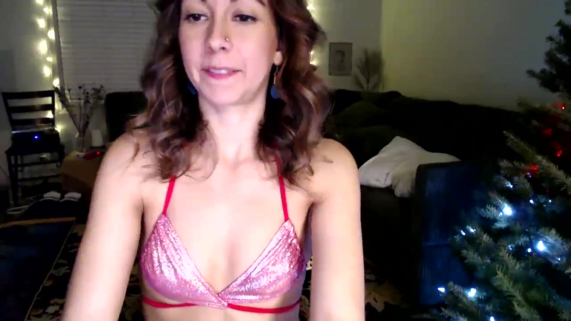 Gallery image thumbnail from Wheres_Willow's myfreecams stream on, 12/20/2023, 07:13 image 11 of 20