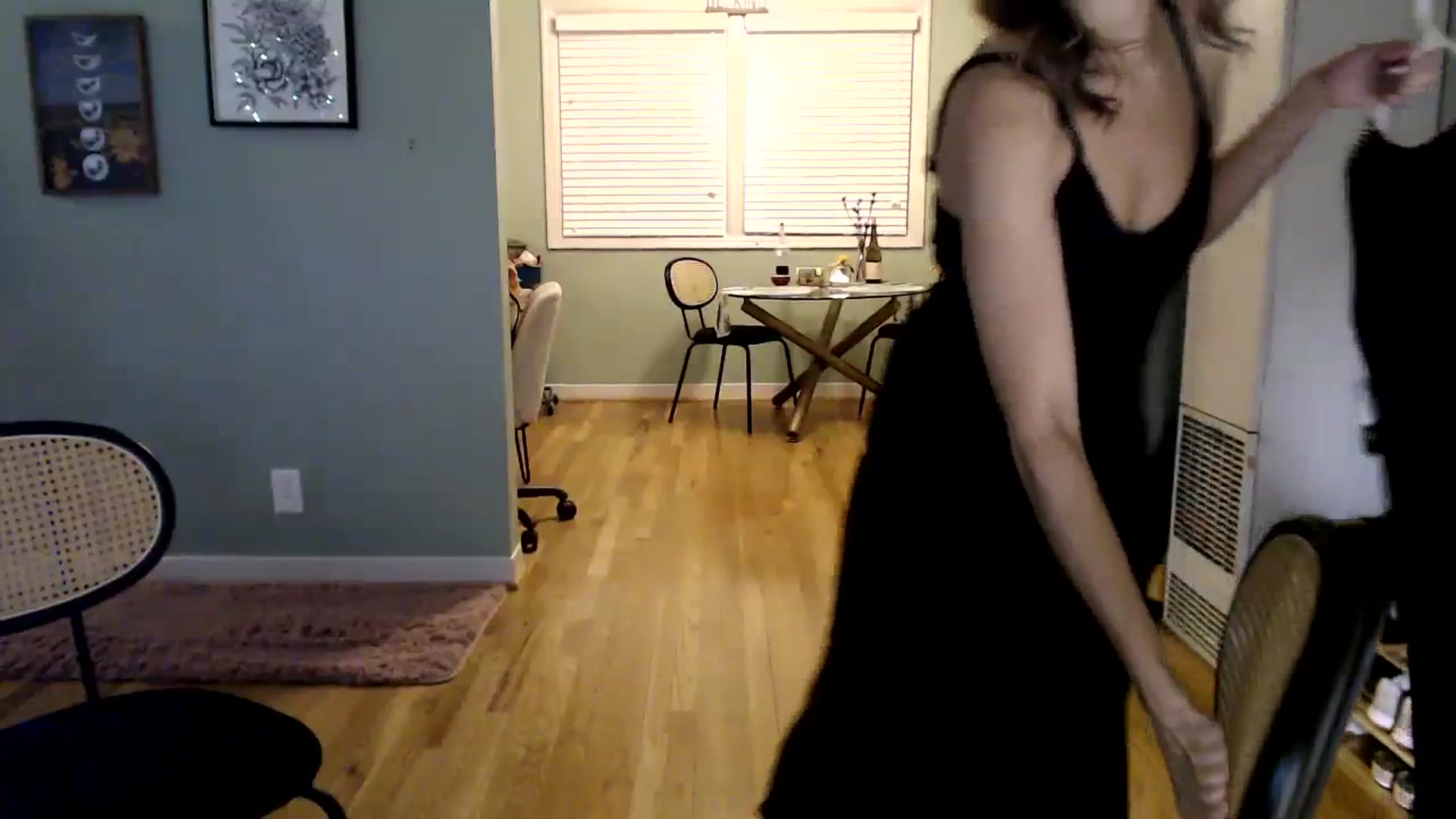Gallery image thumbnail from Wheres_Willow's myfreecams stream on, 12/29/2023, 05:23 image 6 of 20