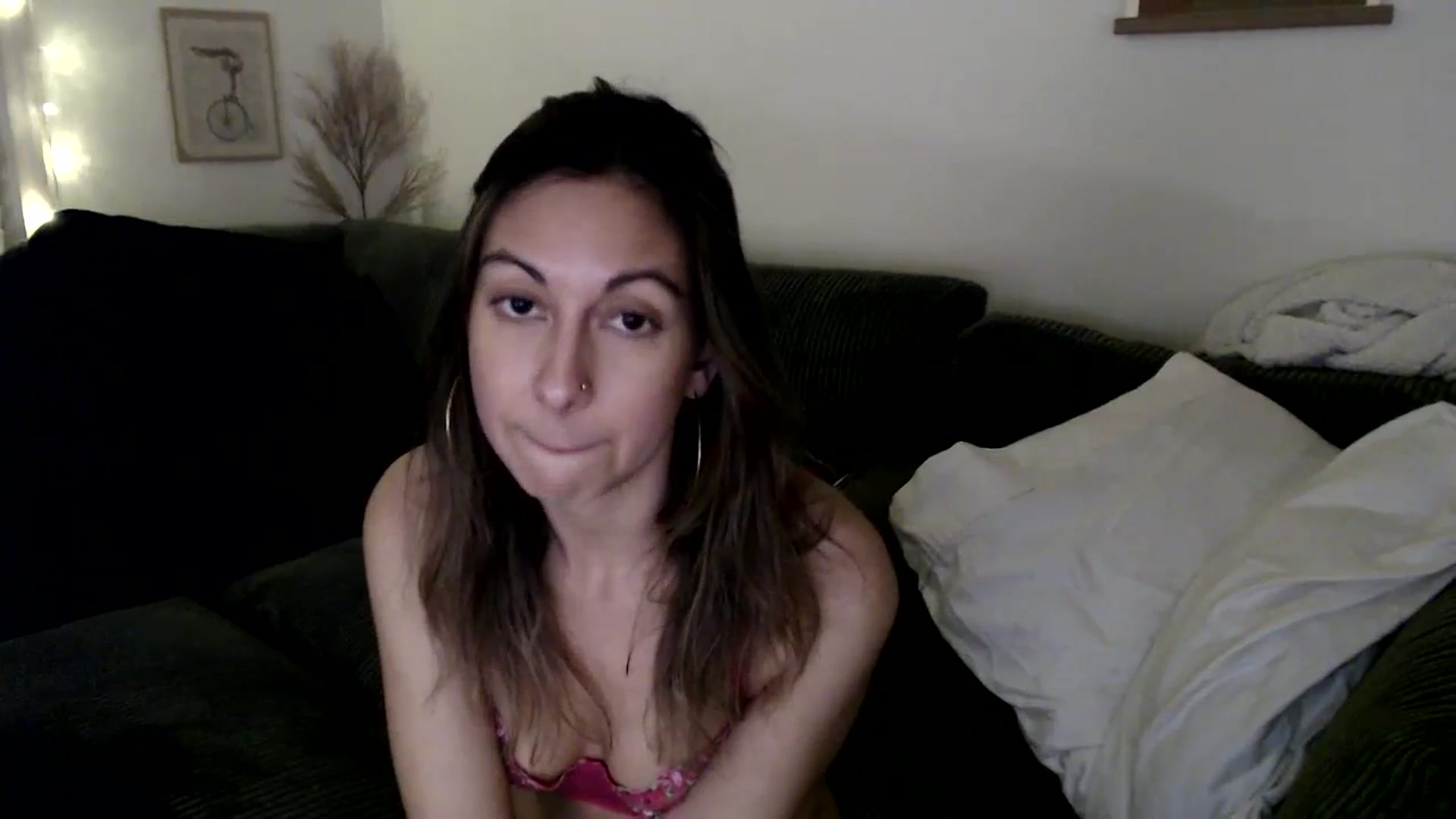 Gallery image thumbnail from Wheres_Willow's myfreecams stream on, 01/12/2024, 07:28 image 18 of 20