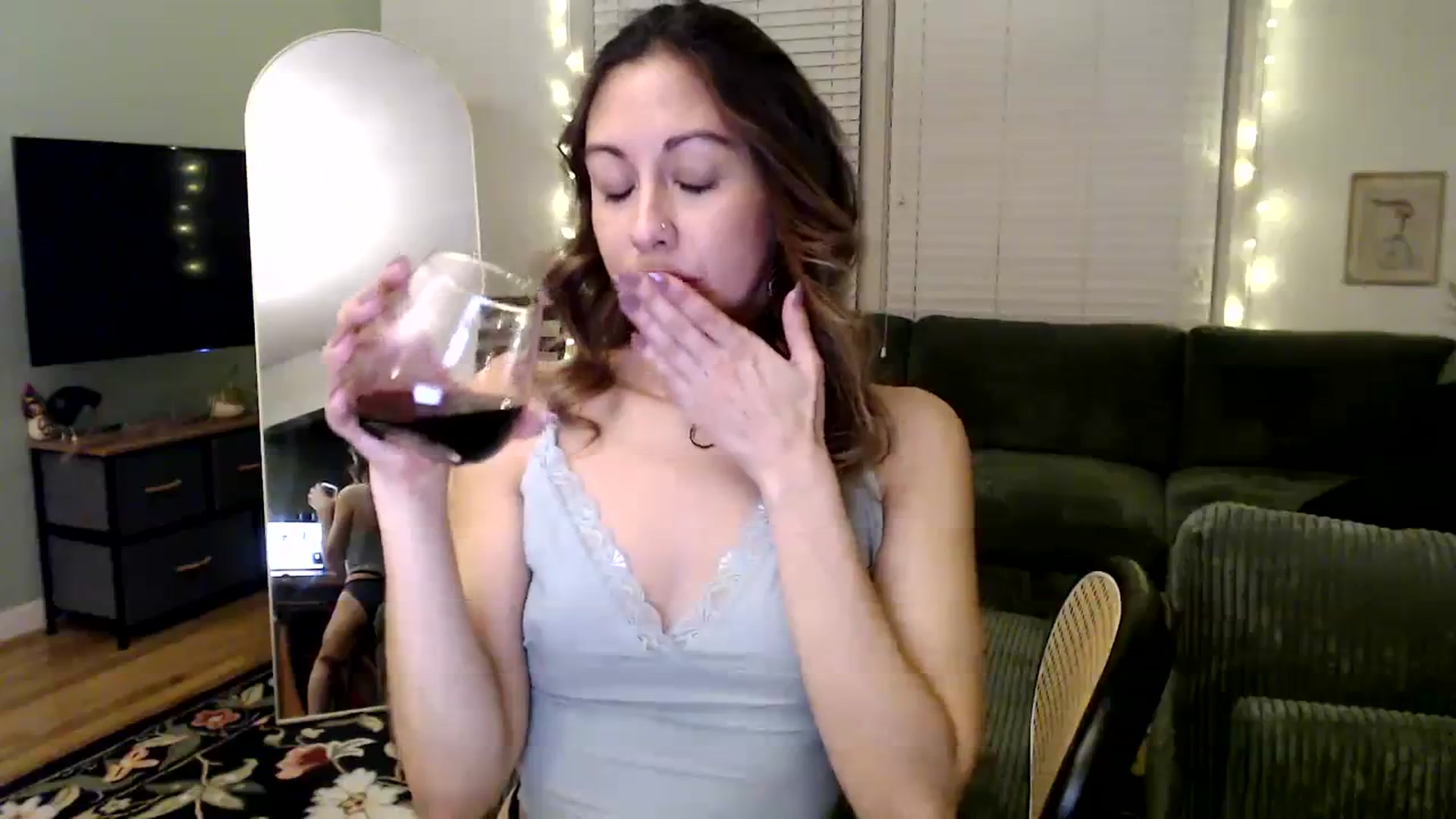 Gallery image thumbnail from Wheres_Willow's myfreecams stream on, 01/15/2024, 09:24 image 5 of 20