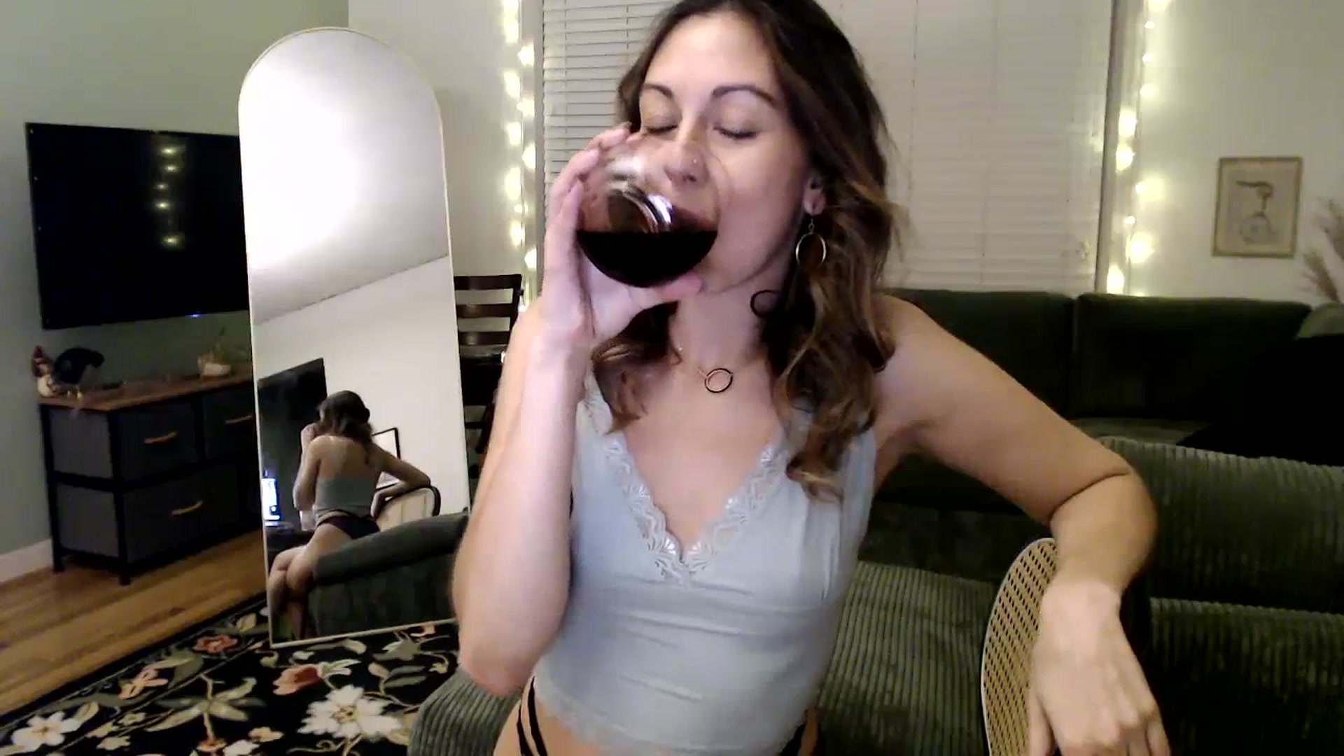Gallery image thumbnail from Wheres_Willow's myfreecams stream on, 01/15/2024, 09:24 image 3 of 20