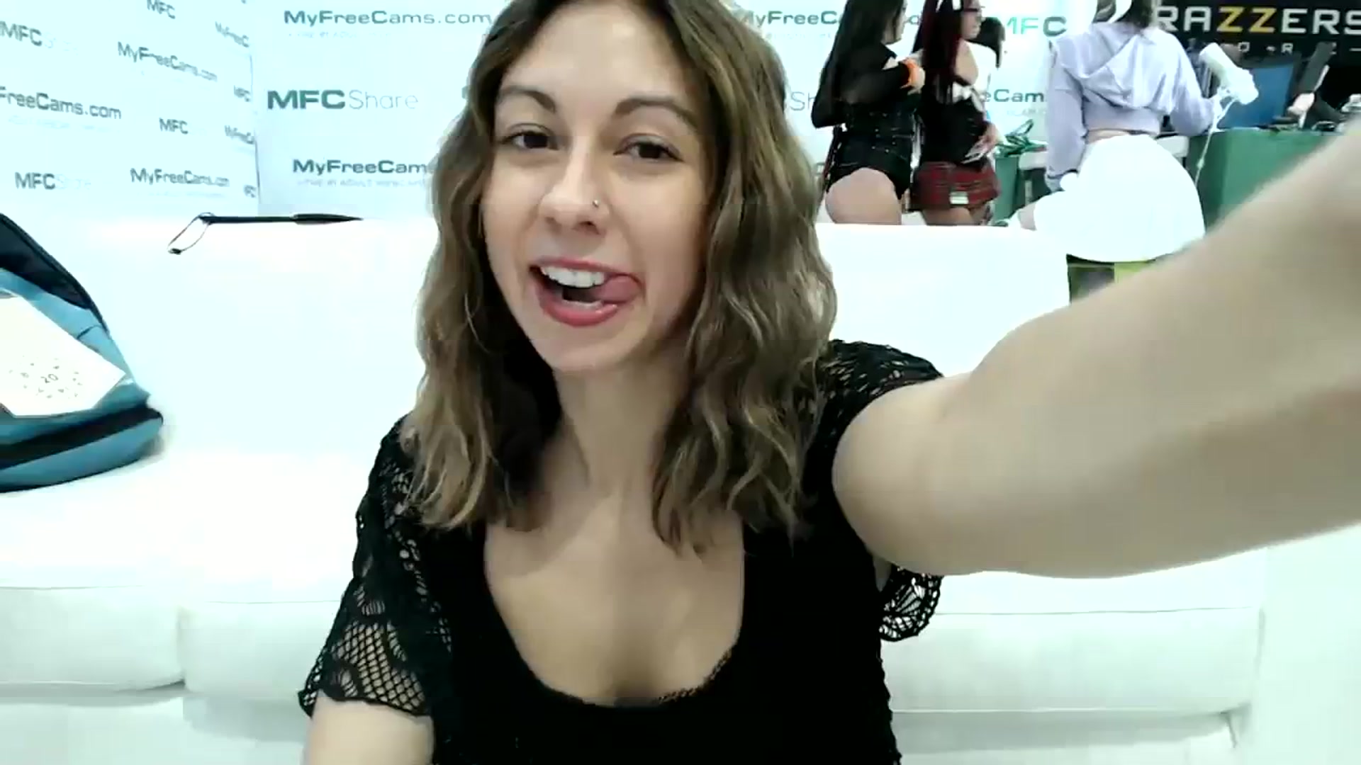 Gallery image thumbnail from Wheres_Willow's myfreecams stream on, 01/27/2024, 02:21 image 11 of 20