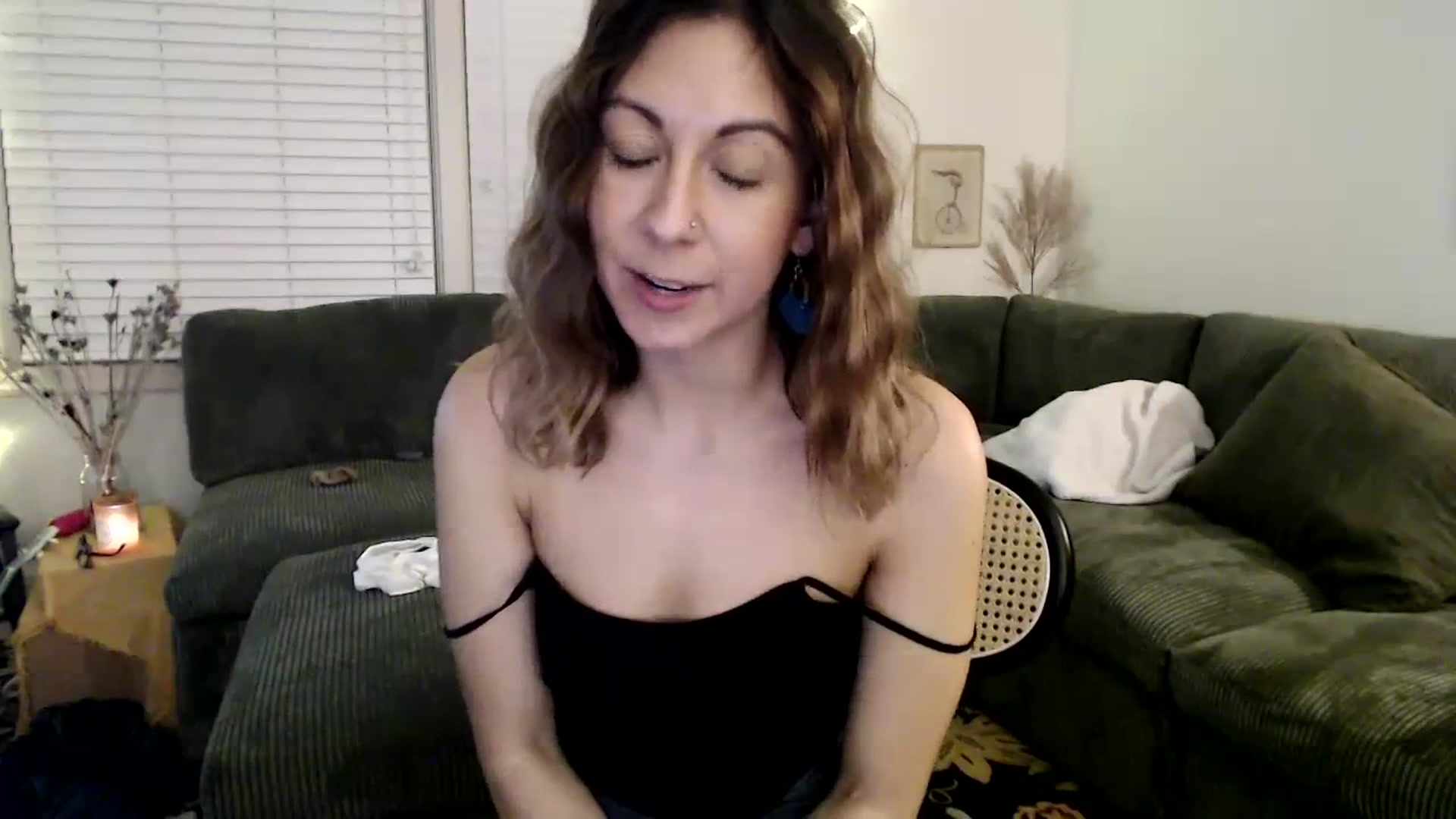 Gallery image thumbnail from Wheres_Willow's myfreecams stream on, 02/02/2024, 05:09 image 14 of 20