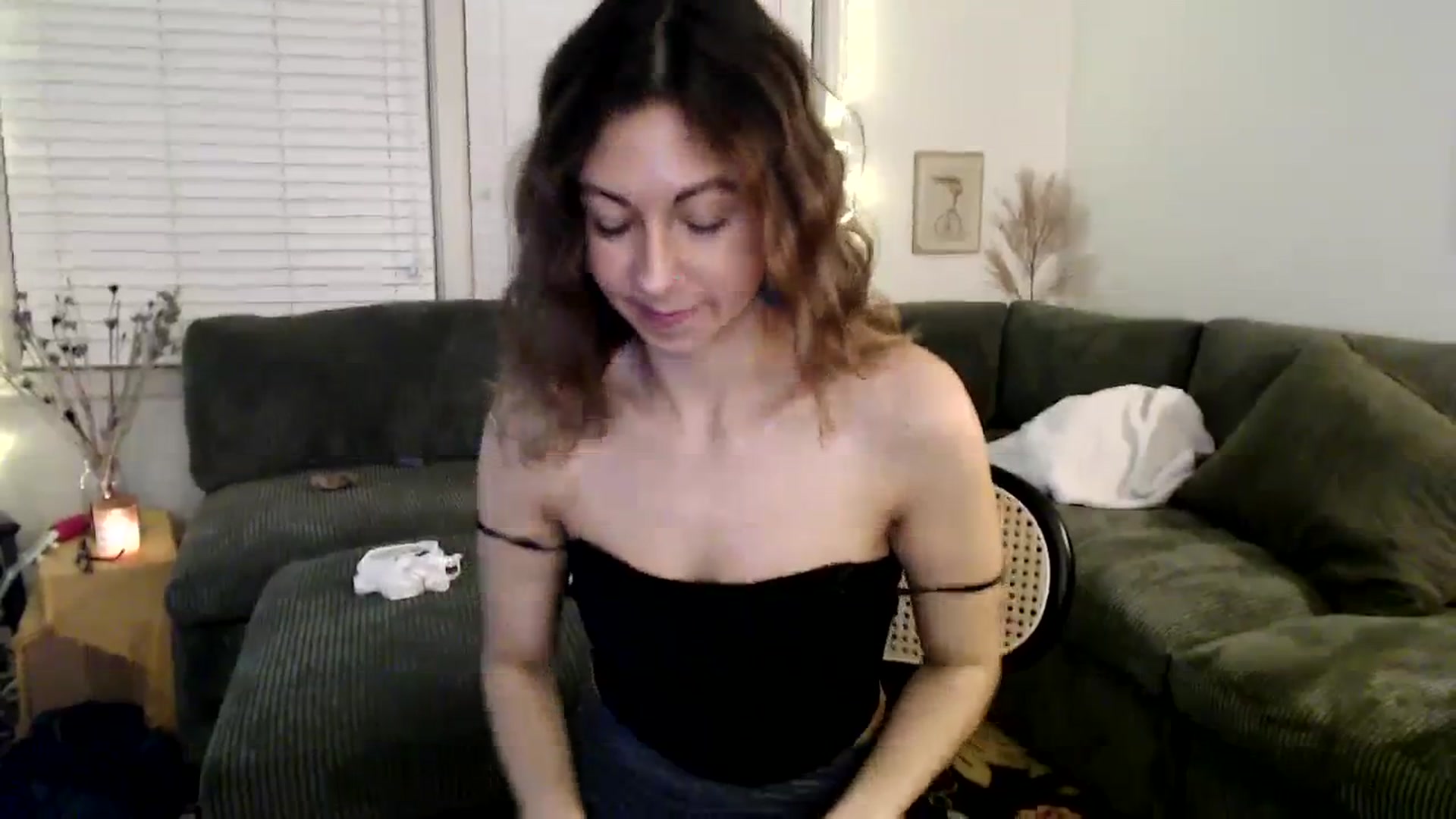 Gallery image thumbnail from Wheres_Willow's myfreecams stream on, 02/02/2024, 05:09 image 19 of 20
