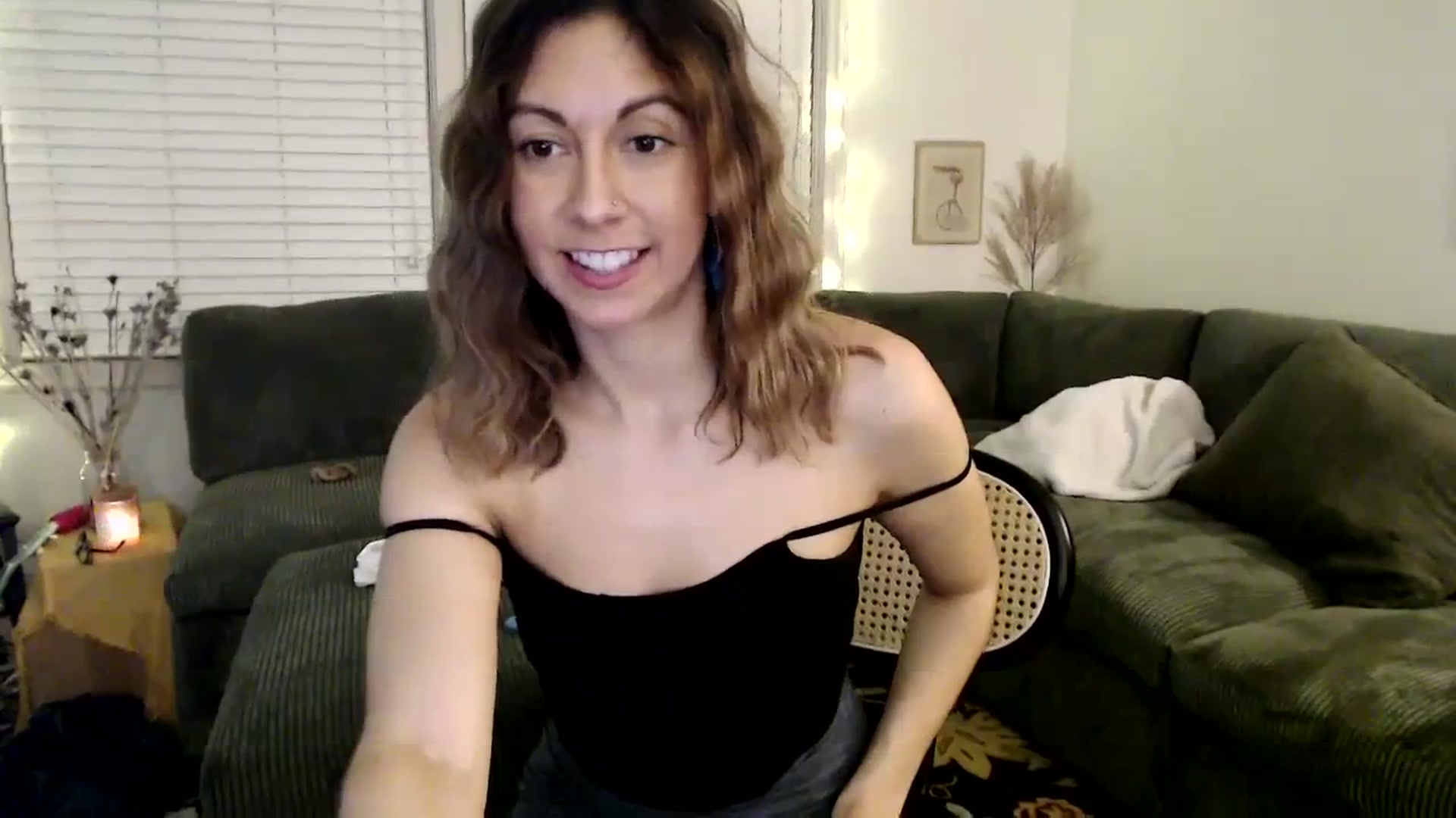 Gallery image thumbnail from Wheres_Willow's myfreecams stream on, 02/02/2024, 05:09 image 16 of 20