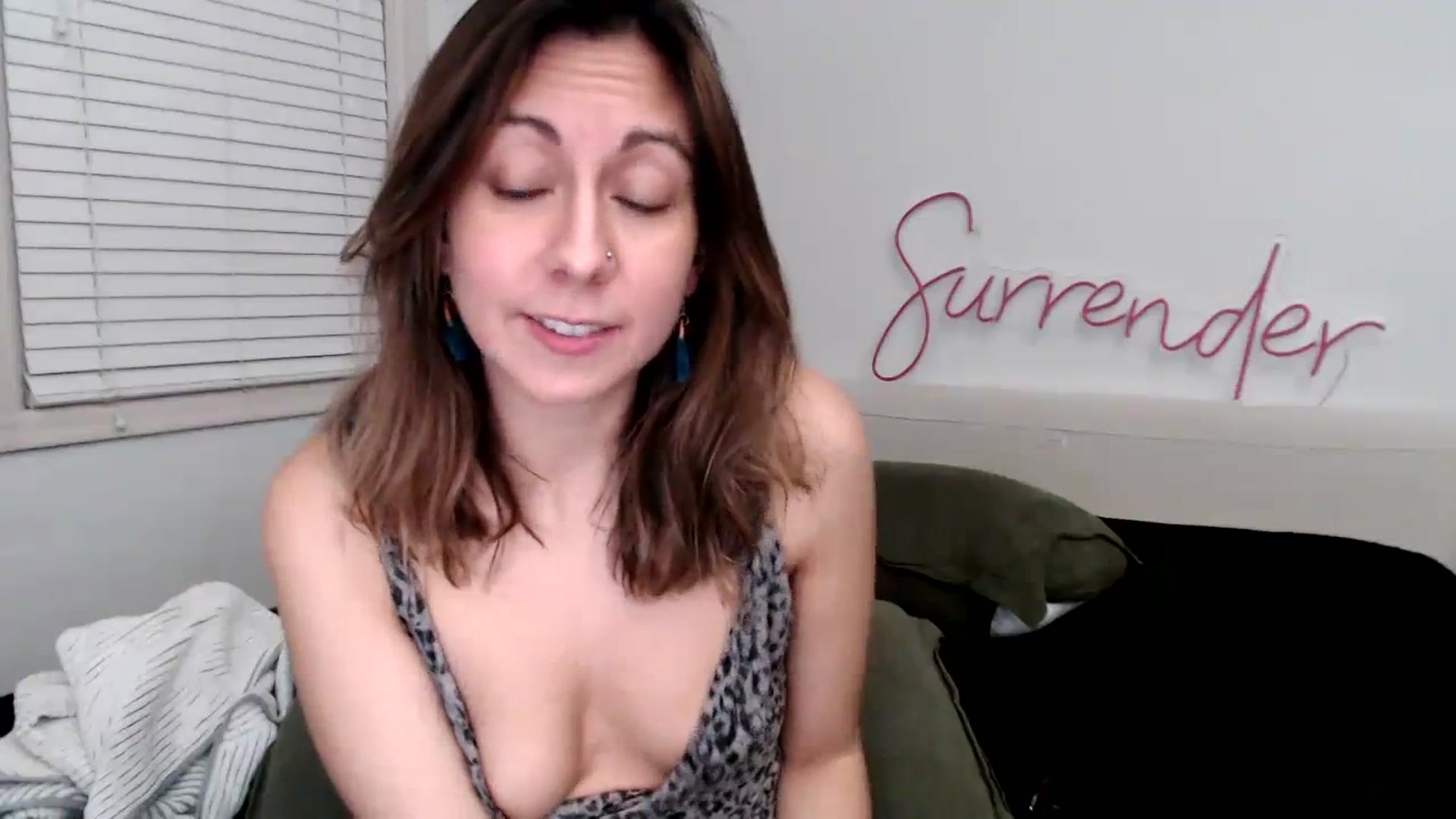 Gallery image thumbnail from Wheres_Willow's myfreecams stream on, 02/07/2024, 07:21 image 3 of 20