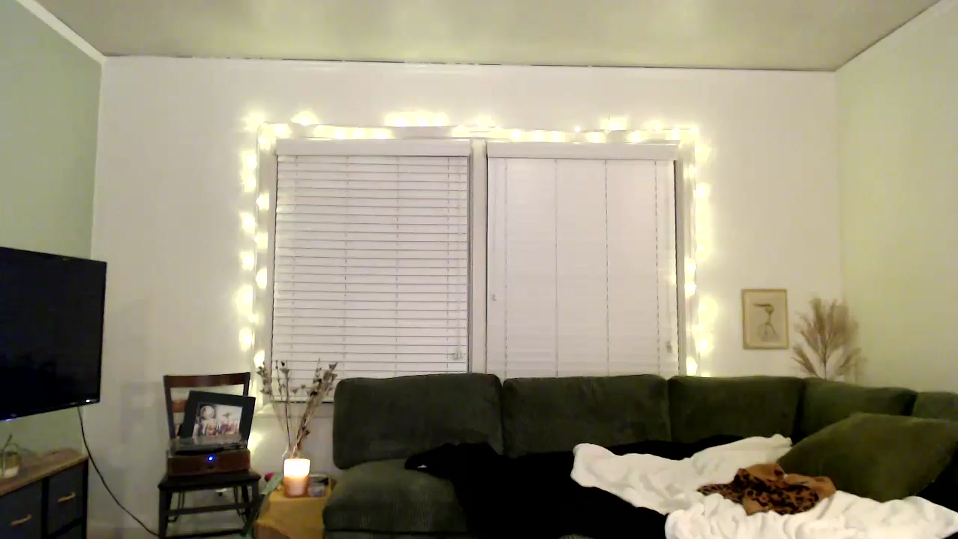 Gallery image thumbnail from Wheres_Willow's myfreecams stream on, 02/13/2024, 07:51 image 8 of 20