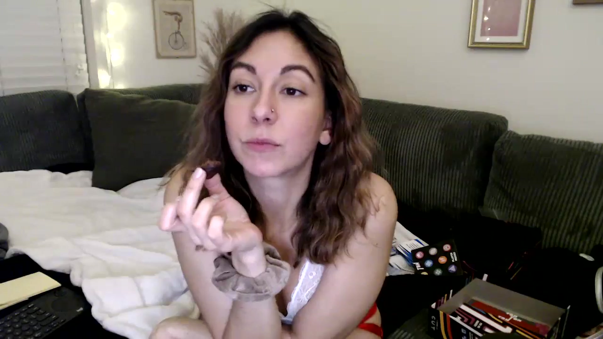 Gallery image thumbnail from Wheres_Willow's myfreecams stream on, 02/15/2024, 07:30 image 16 of 20