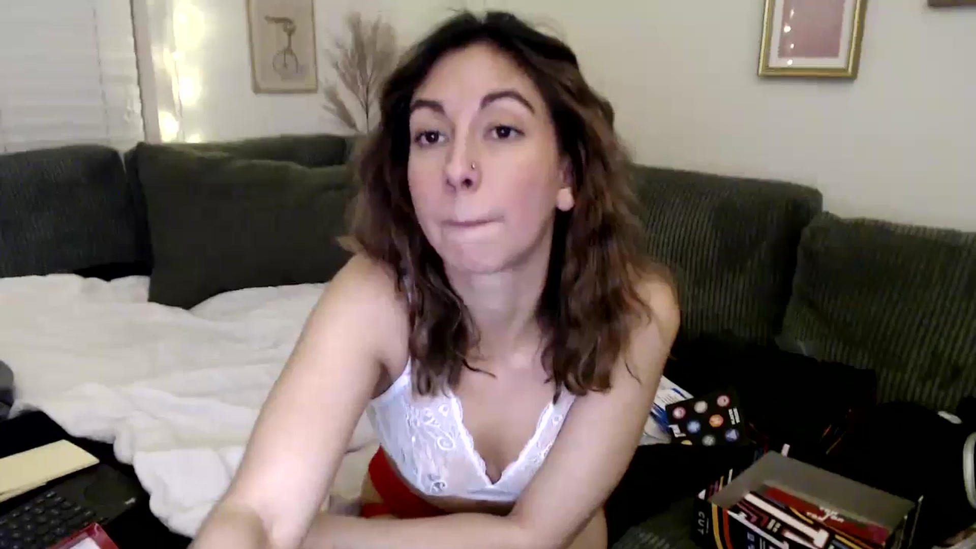 Gallery image thumbnail from Wheres_Willow's myfreecams stream on, 02/15/2024, 07:30 image 13 of 20