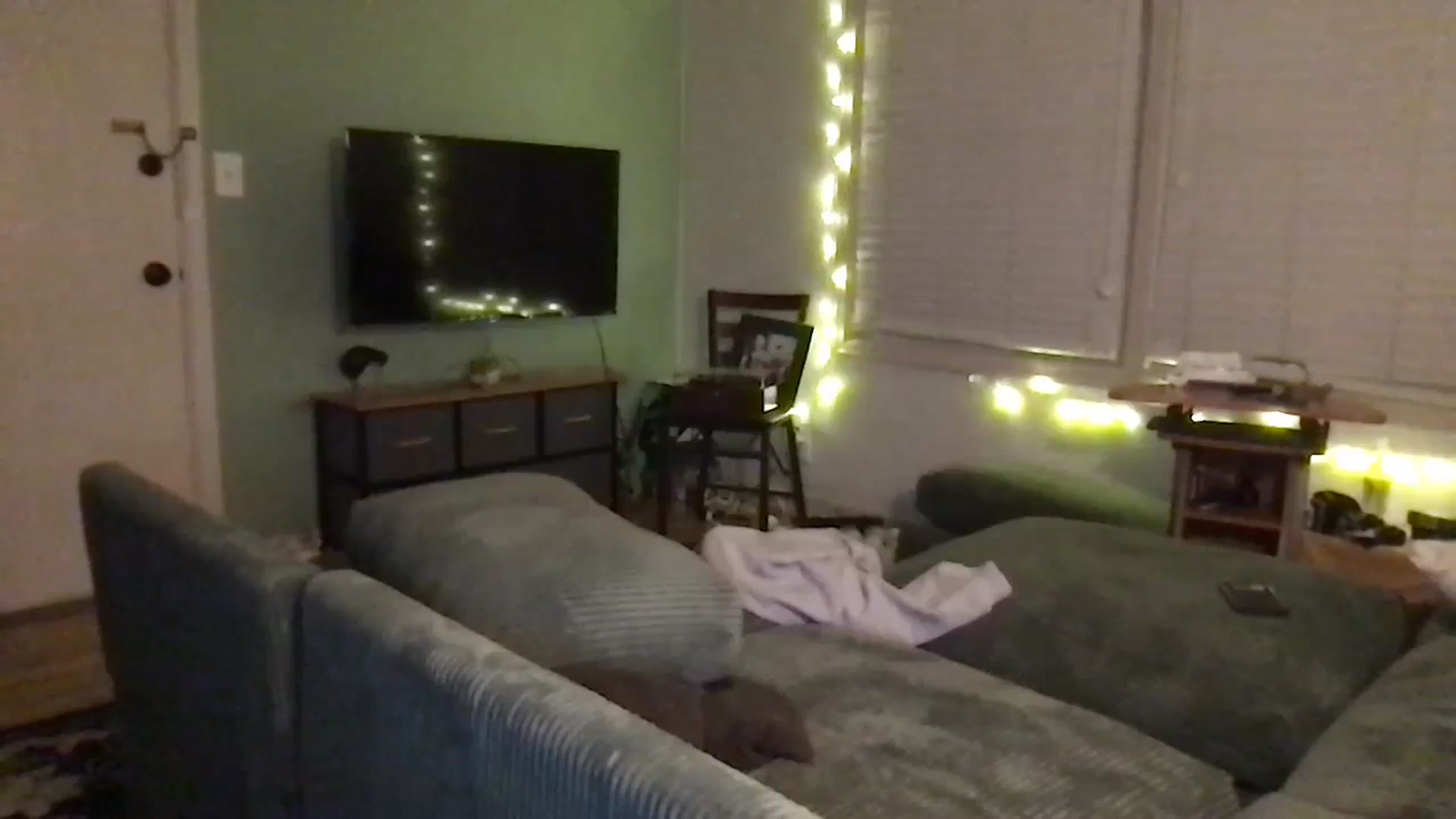 Gallery image thumbnail from Wheres_Willow's myfreecams stream on, 03/25/2024, 08:19 image 16 of 20