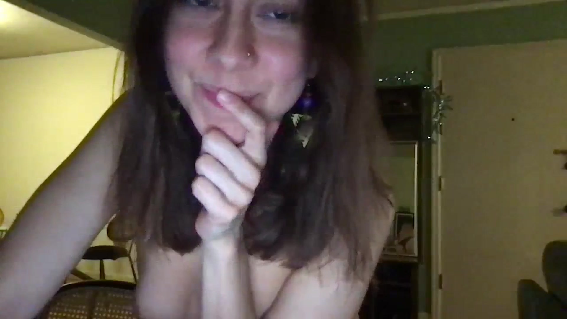 Gallery image thumbnail from Wheres_Willow's myfreecams stream on, 04/03/2024, 06:37 image 16 of 20