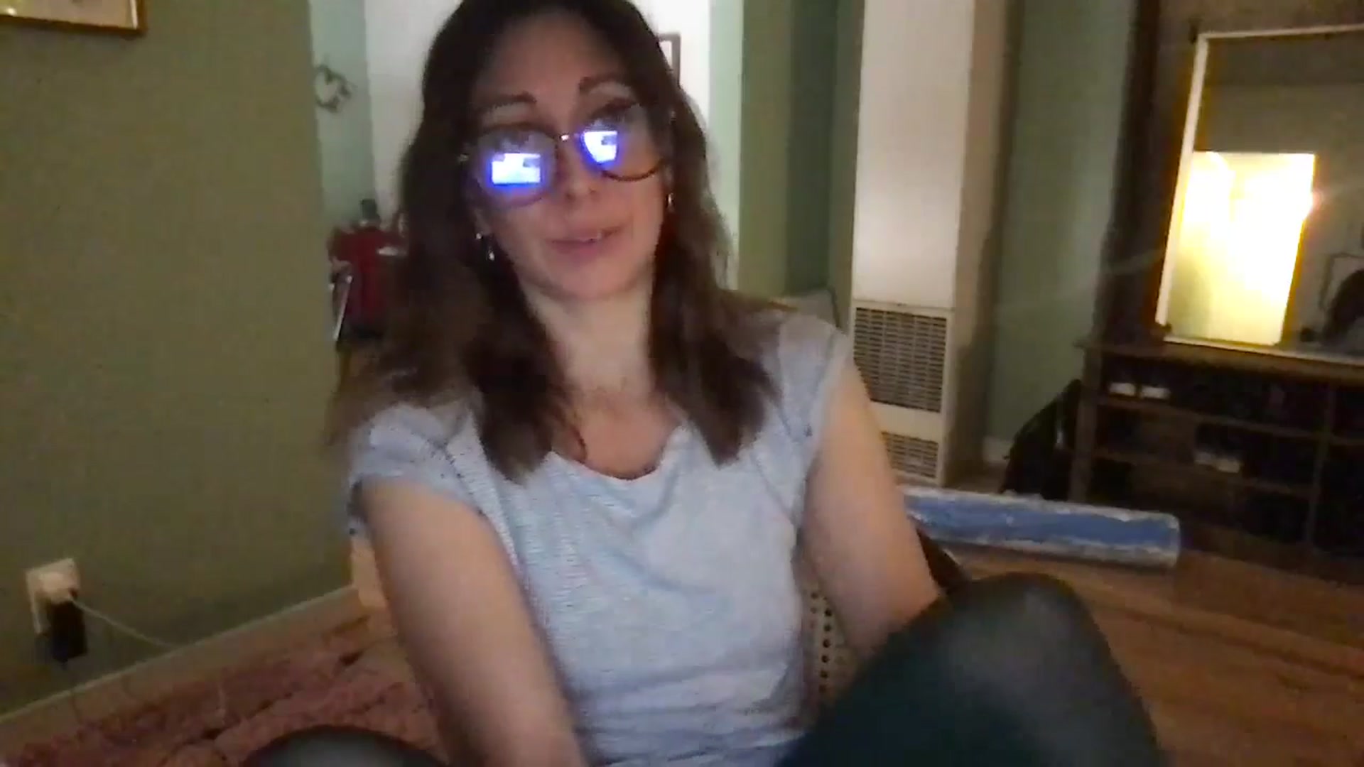 Gallery image thumbnail from Wheres_Willow's myfreecams stream on, 04/22/2024, 06:26 image 4 of 20