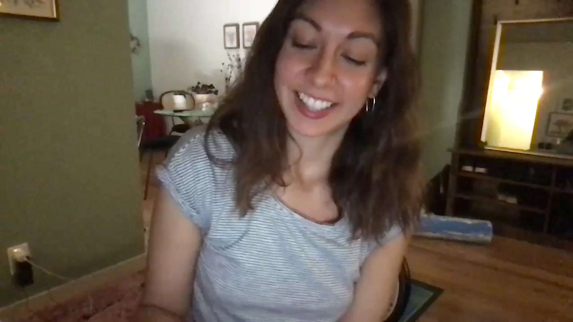 Gallery image thumbnail from Wheres_Willow's myfreecams stream on, 04/22/2024, 06:26 image 11 of 20