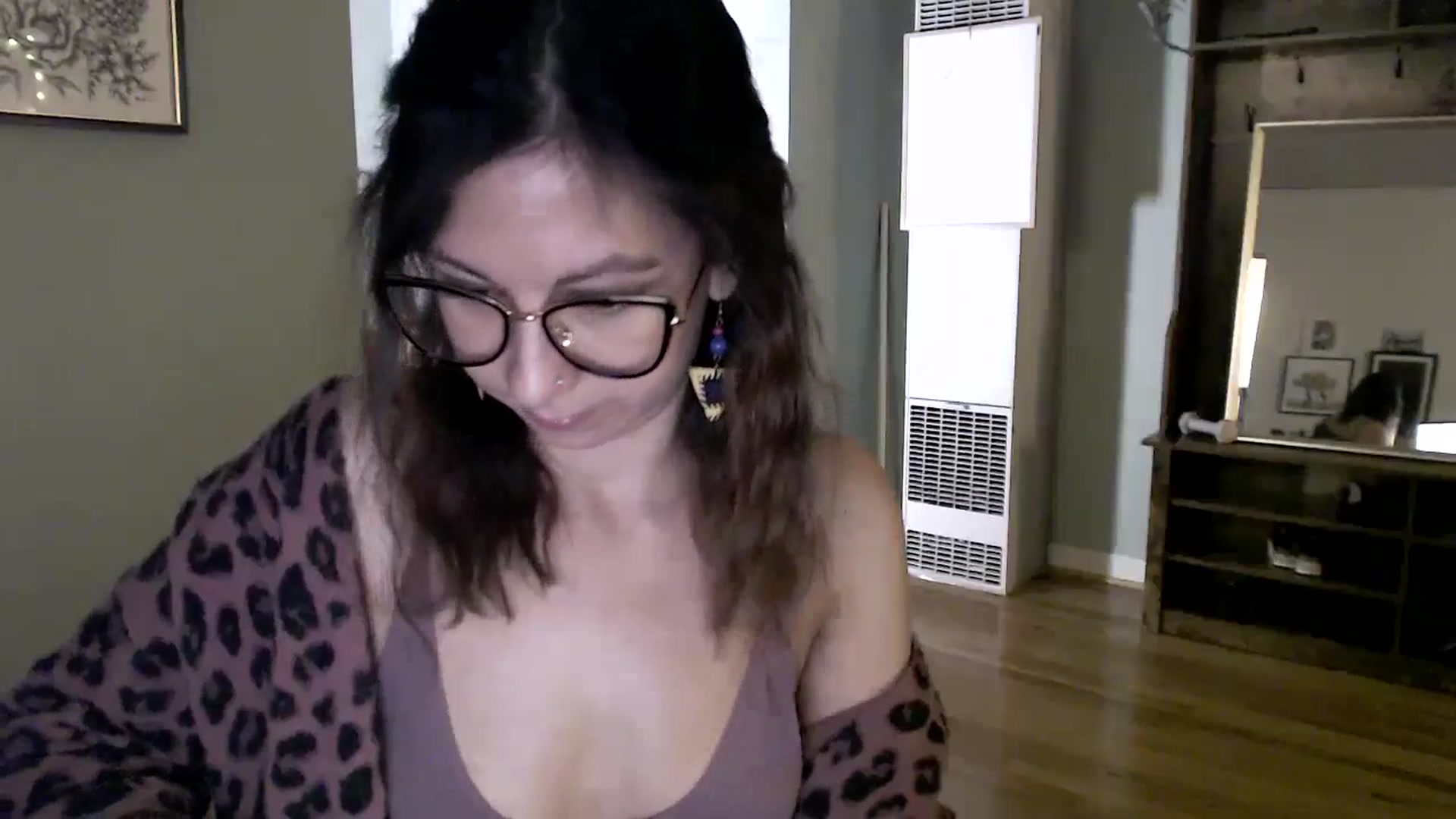 Gallery image thumbnail from Wheres_Willow's myfreecams stream on, 04/29/2024, 04:10 image 19 of 20